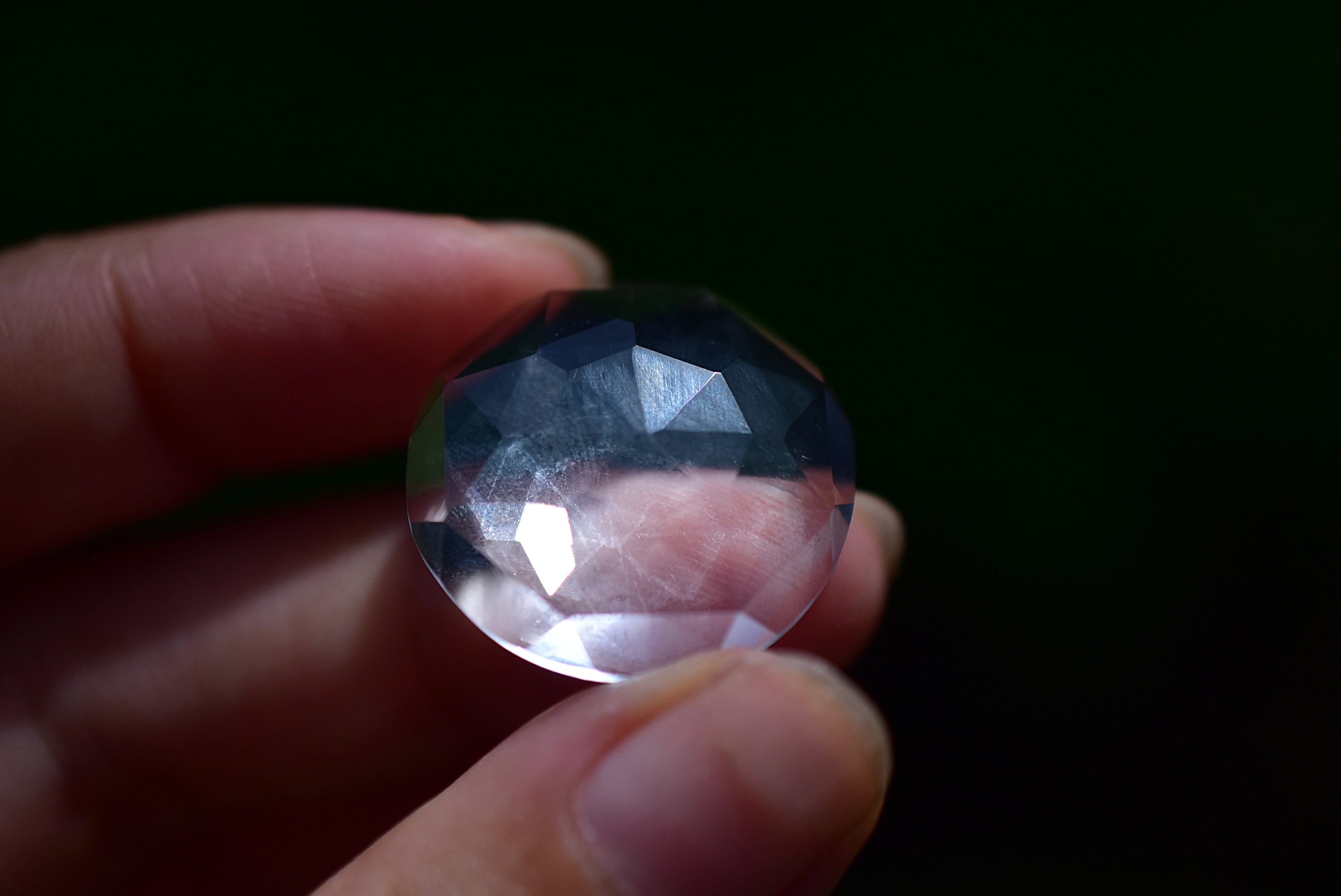 透明クリア☆ファセットカット クリスタル s592 | Funky garuda Stone