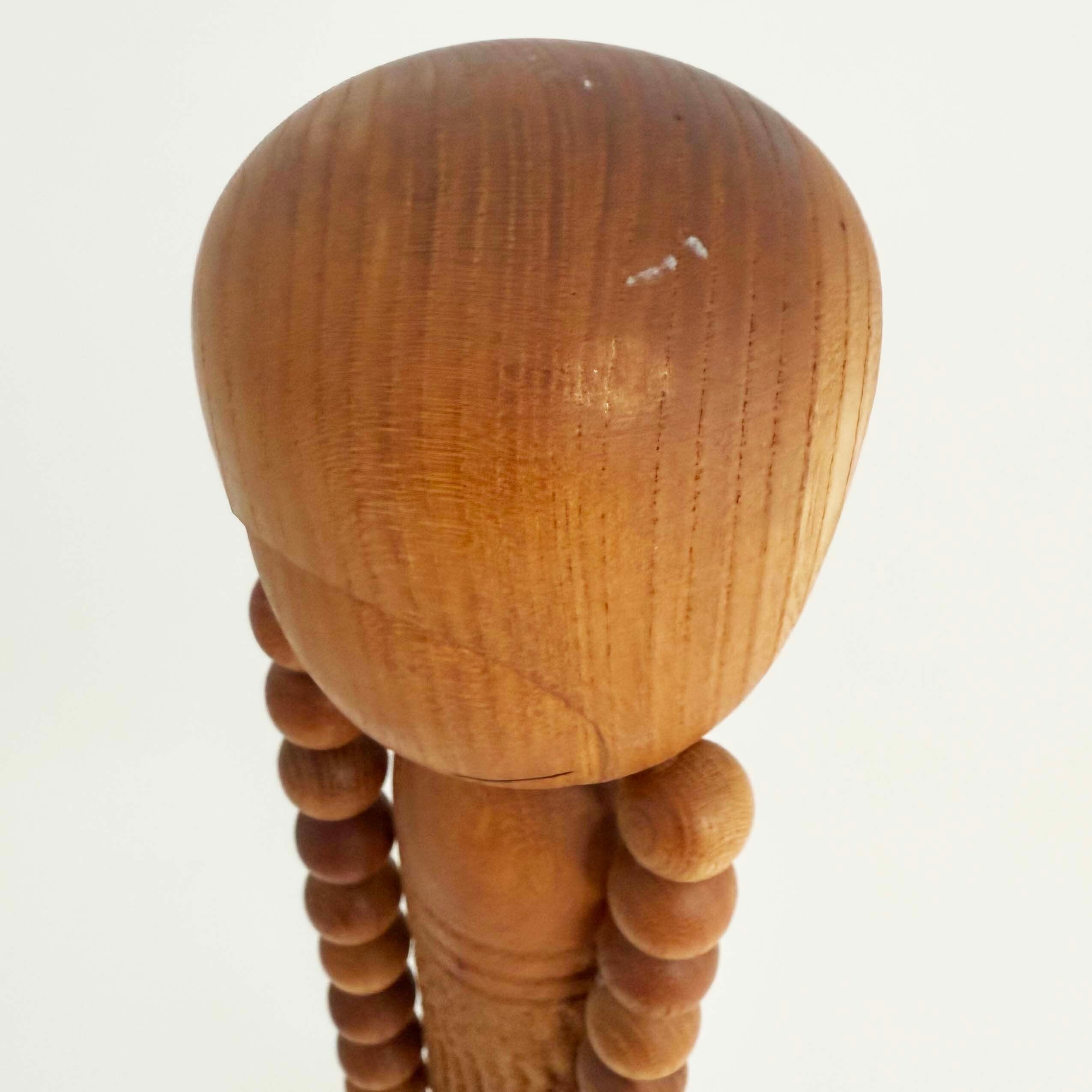 創作こけし  相田晴峰「おさげの子」