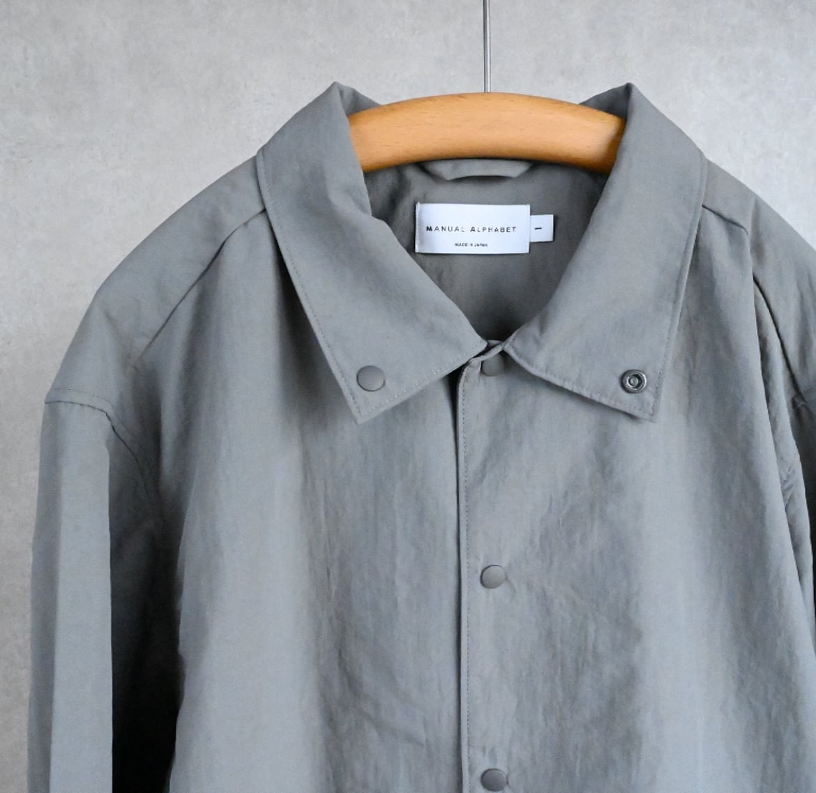 25SS》【MANUAL ALPHABET】LIGHT SHELL SPINDLE SHIRT マニュアル