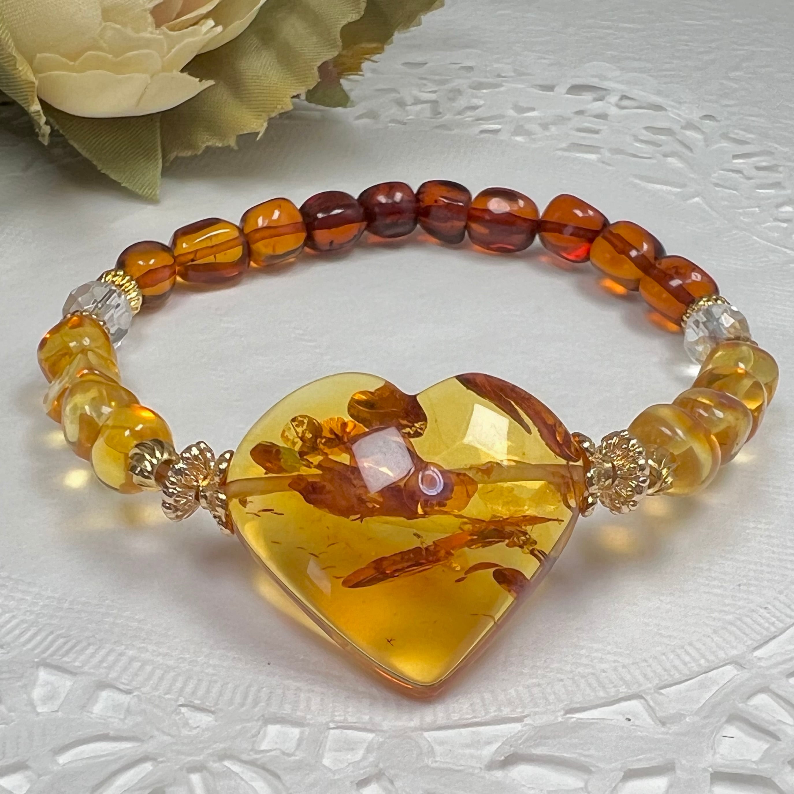 【フラワー アンバー 琥珀 ハート ブレスレット①】︎︎︎︎❤︎送料無料︎︎︎︎❤︎天然石 パワーストーン