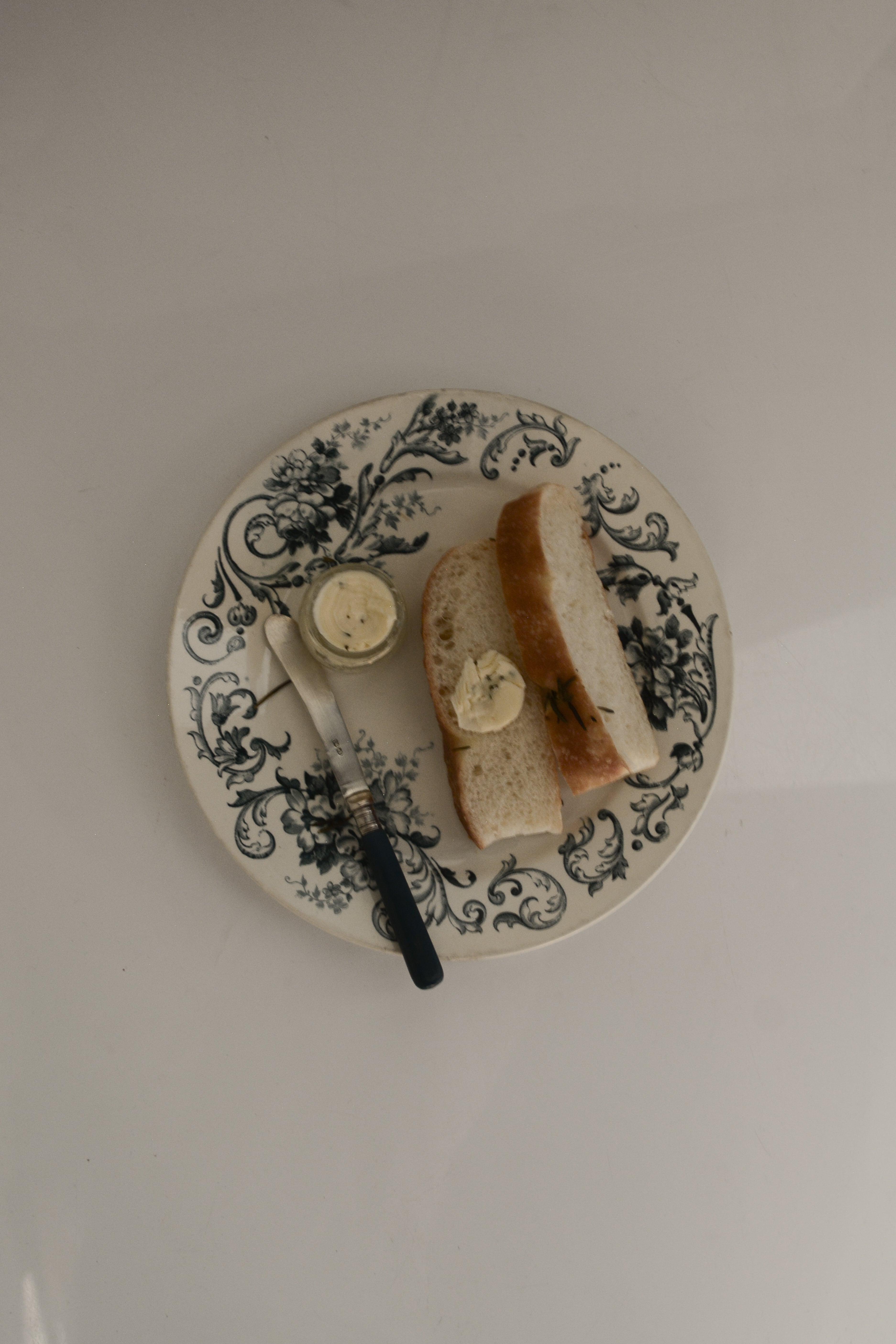 vintage plate Bleu Patiné Ⅲ