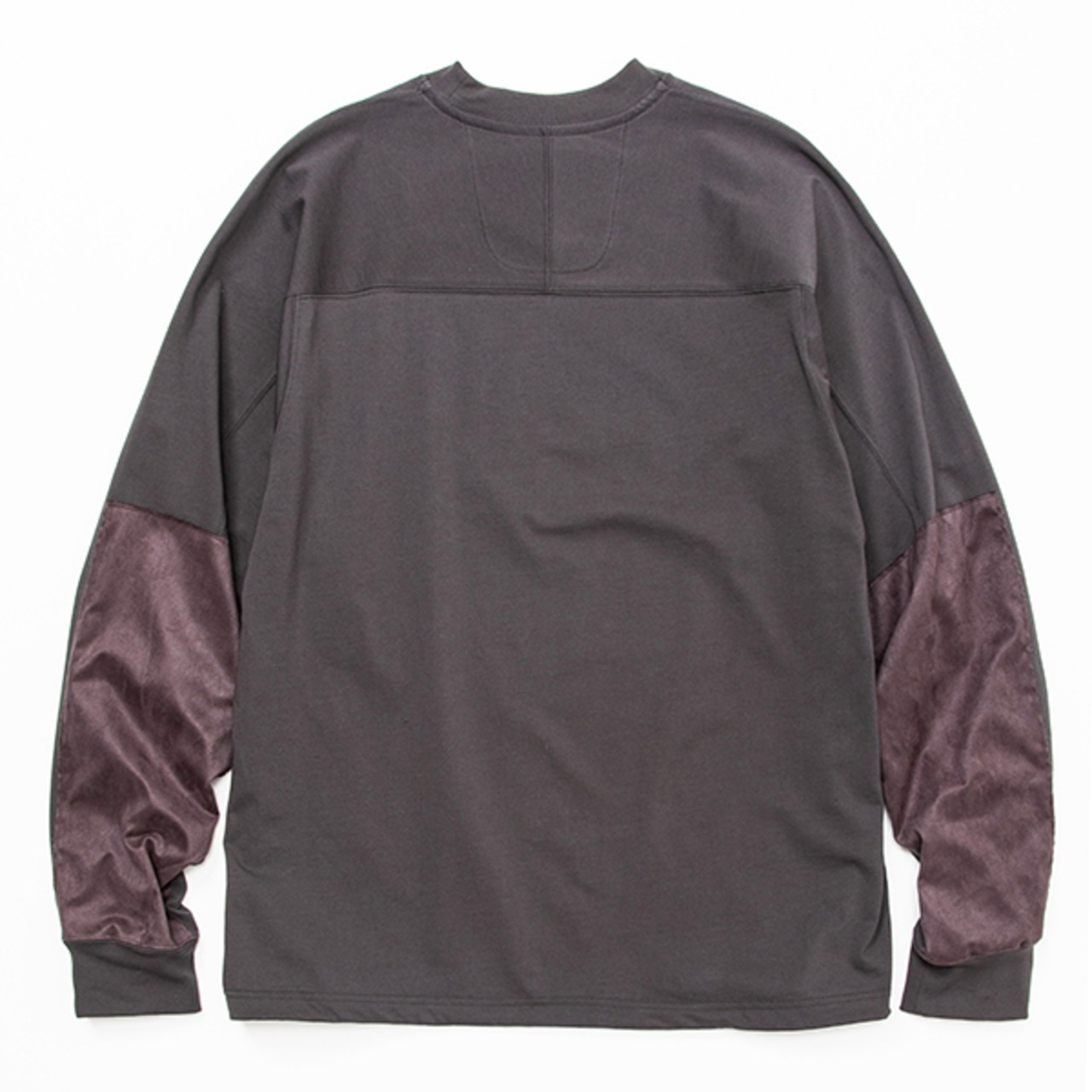 meanswhile  Split Yoke Sleeve L/S Tee  CHARCOAL