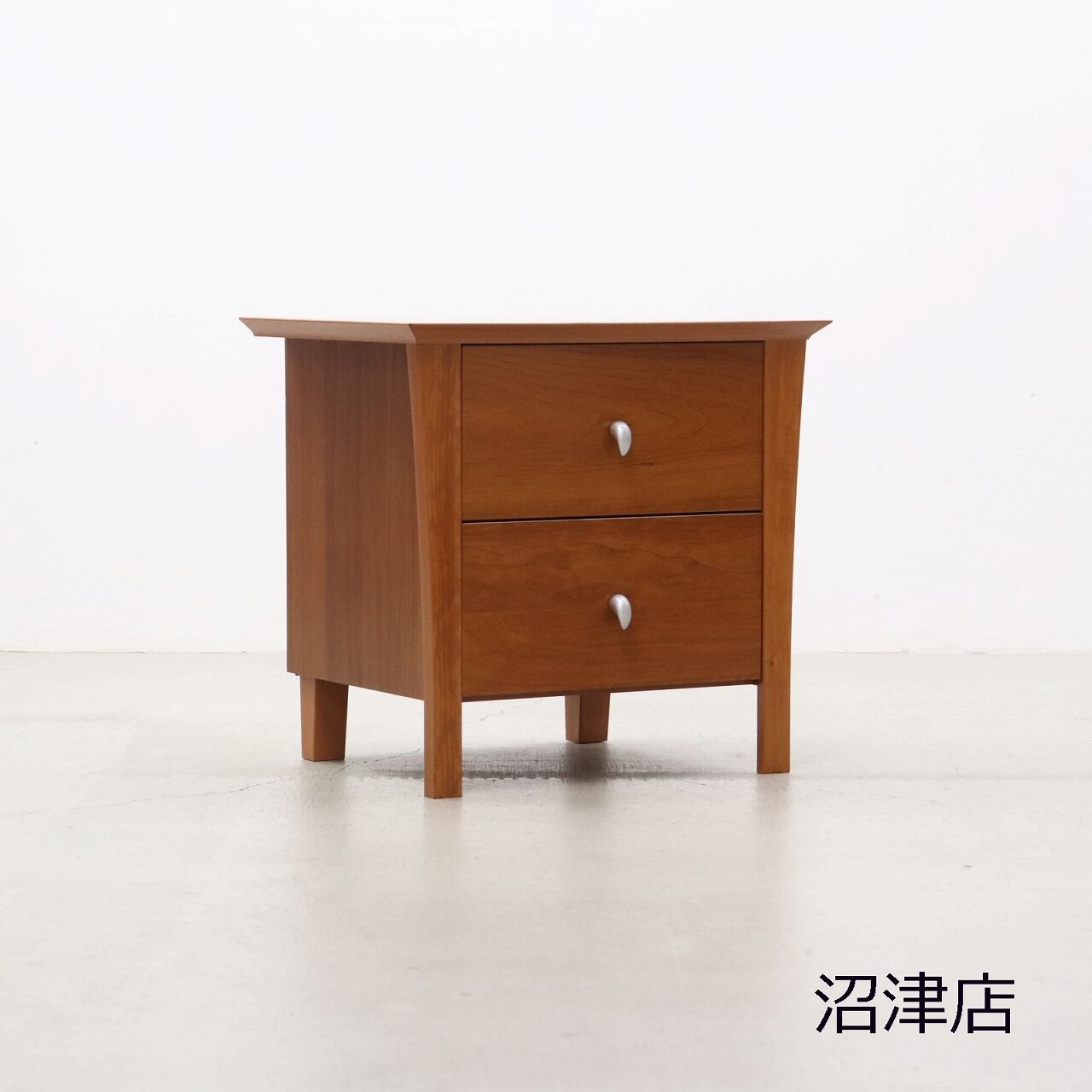 愛品館 江戸川店 一枚ガラス扉キャビネット BoConcept（ボー
