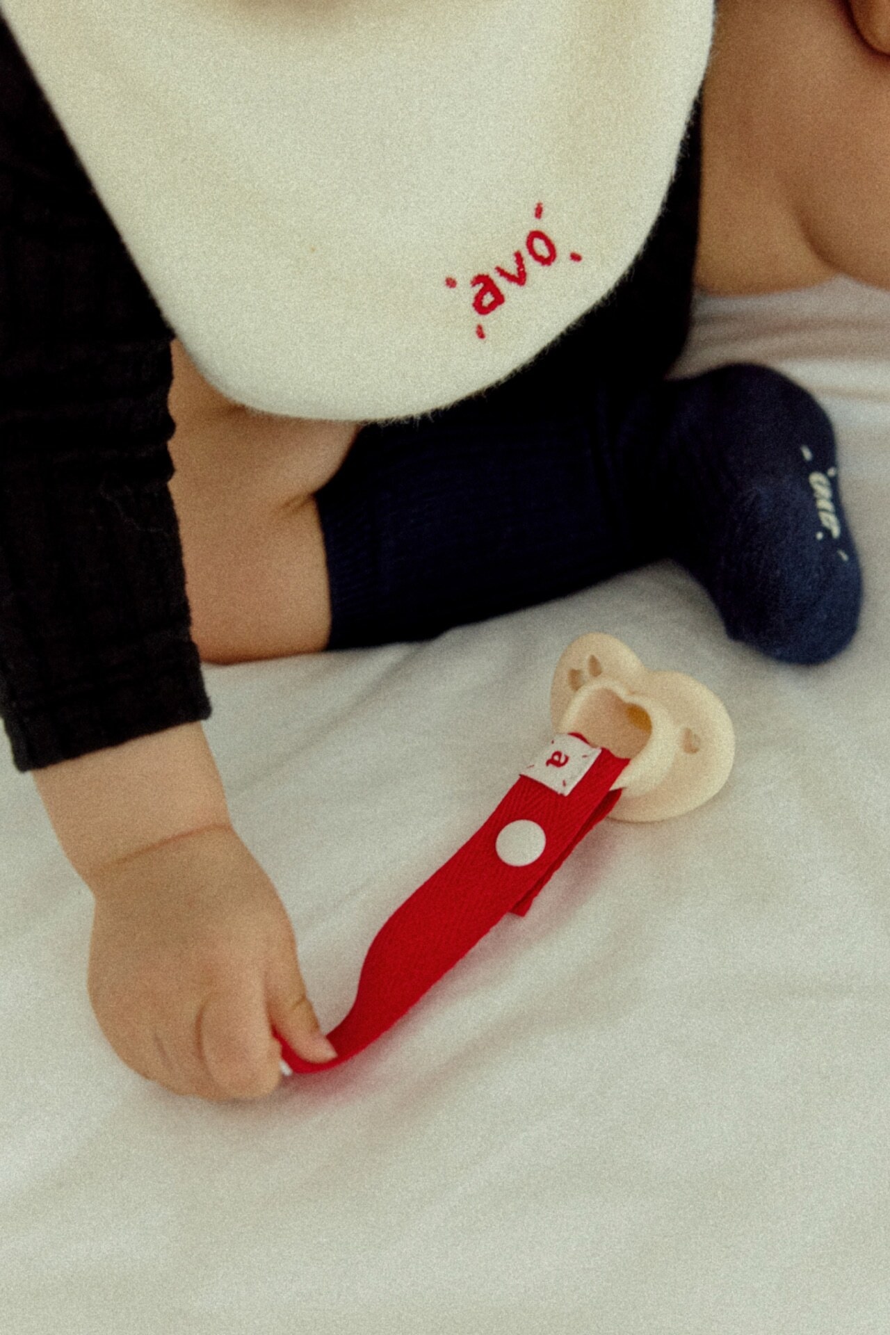 〖取寄〗韓国子供服 / 26winter / avo / TERRY PACIFIER BIB / ビブ / スタイ *free*