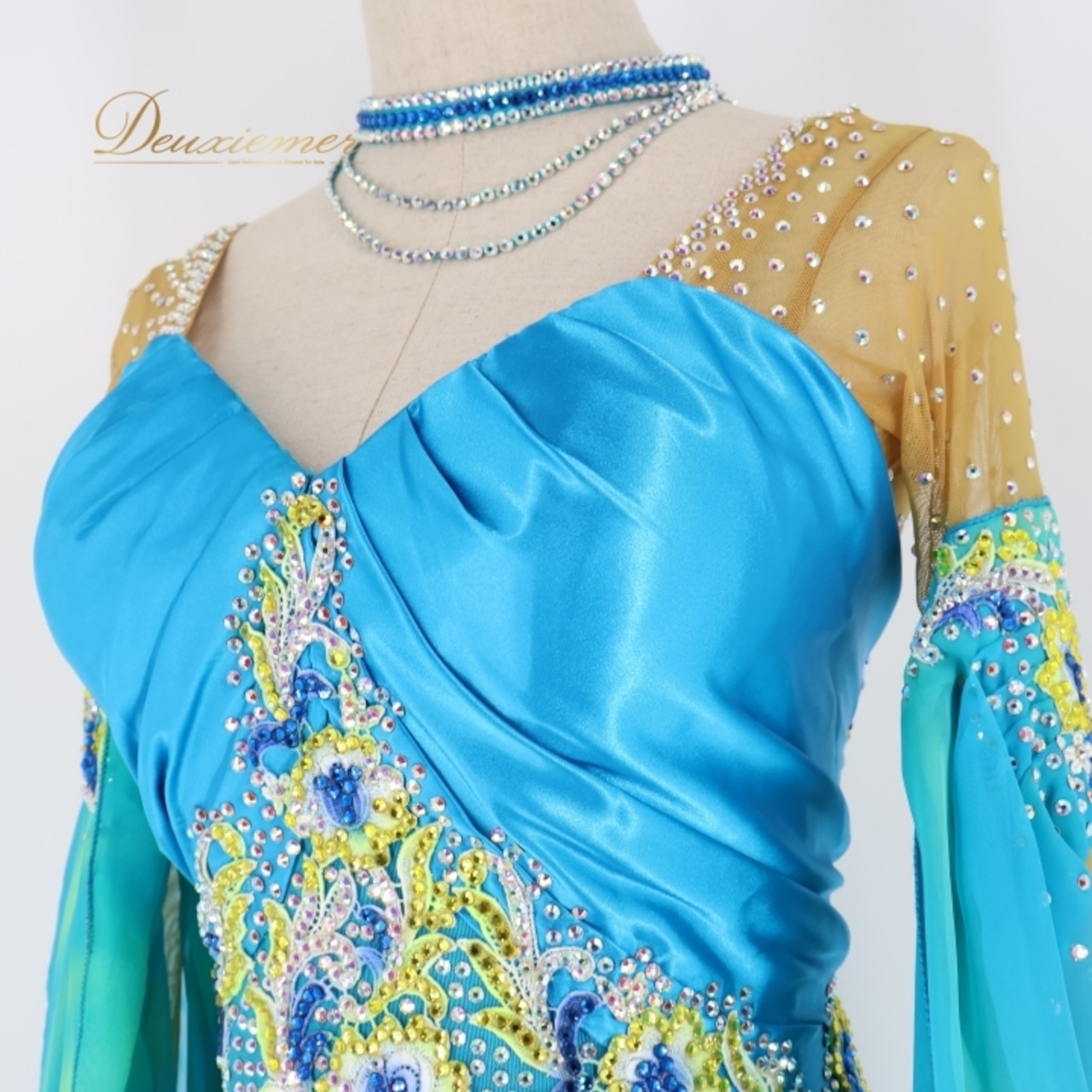 社交ダンス 衣装 白樺ドレス スタンダード ドレス ワンピース 青 フロート 水色 光沢 上品 綺麗 ダンス パーティ 発表会 デモ 競技 ブルー系 イエロー系 ドレス 美しい 上品なデザイン 華やか おしゃれ 社交ダンス衣装 競技用 発表会用 ワンピースドレス 光沢感