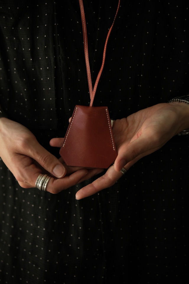 IORI／"HERMES" leather clochette key holder necklace