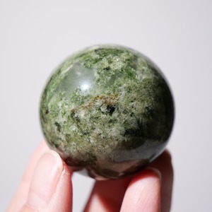 エピドート / クォーツ / スフィア【φ4.2cm】