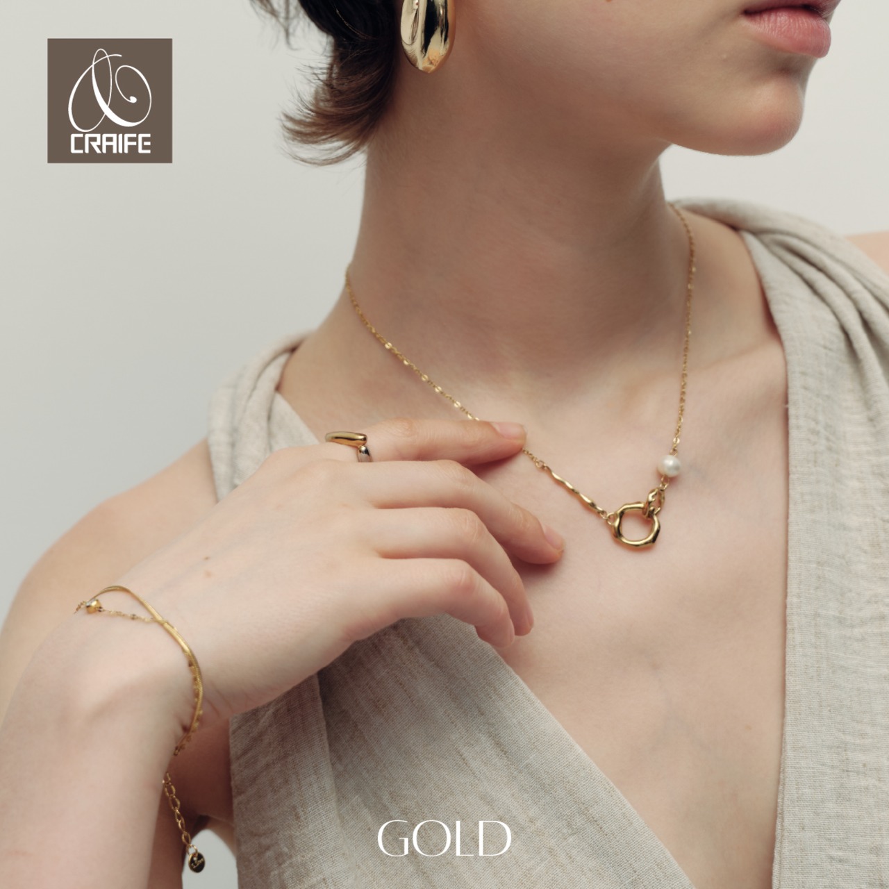 Necklace -Gold-