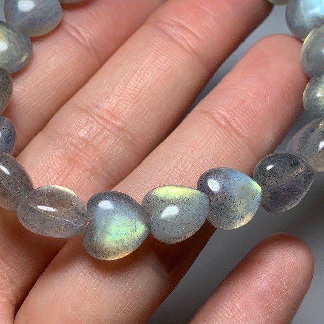 Kno11.シラーが美しい☆ハート・ラブラドライト ブレスレット