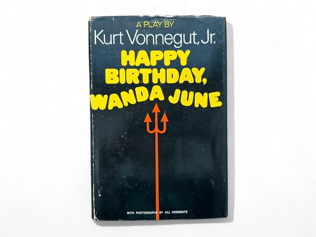 【SL172】【SECOND PRINTING】Happy Birthday, Wanda June /Kurt Vonnegut