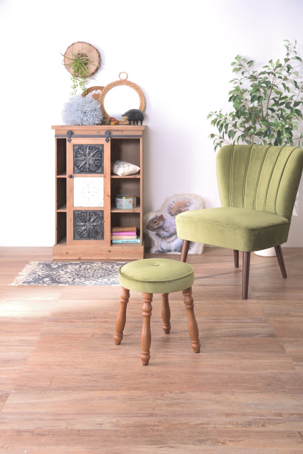 木製丸型スツール 良品】木製丸型スツール 収納 アンティーク