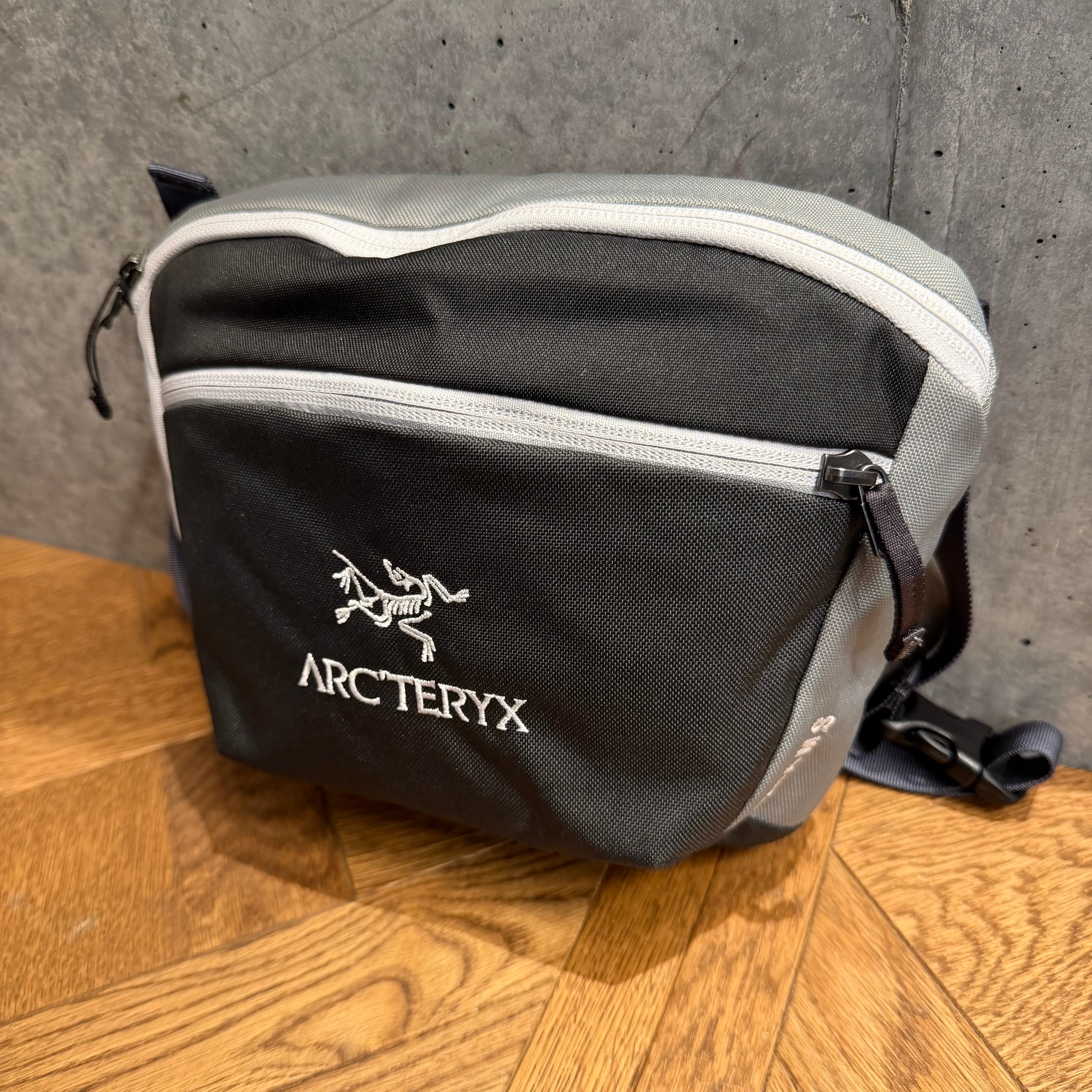 ARC' TERYX × BEAMS WABI-SABI MANTIS 2 WAISTPACK 