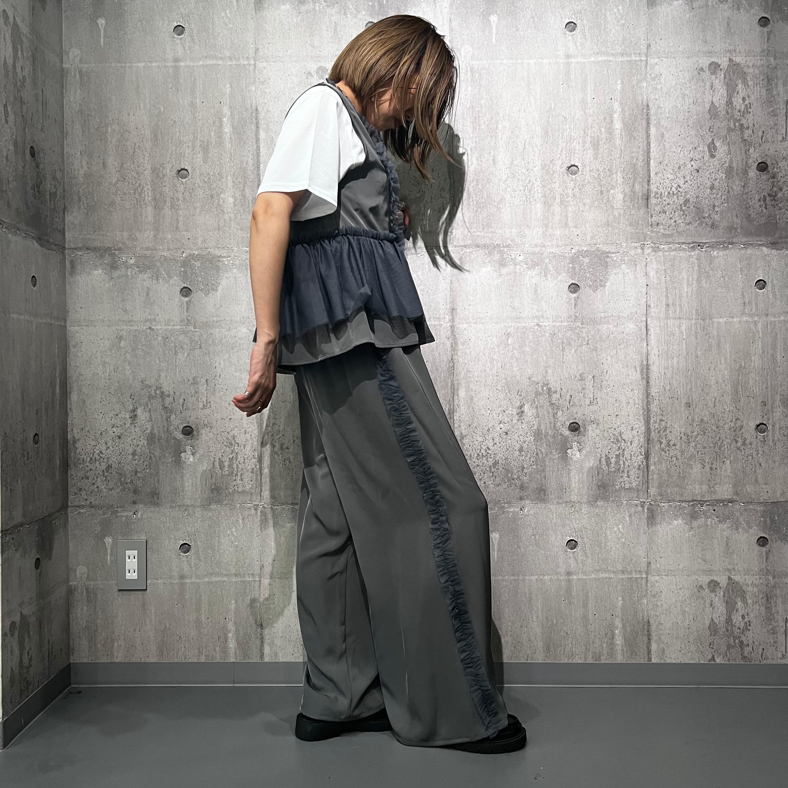 チュールフリルジレ×パンツセットアップ | SLOVNENYA スロヴネンヤ