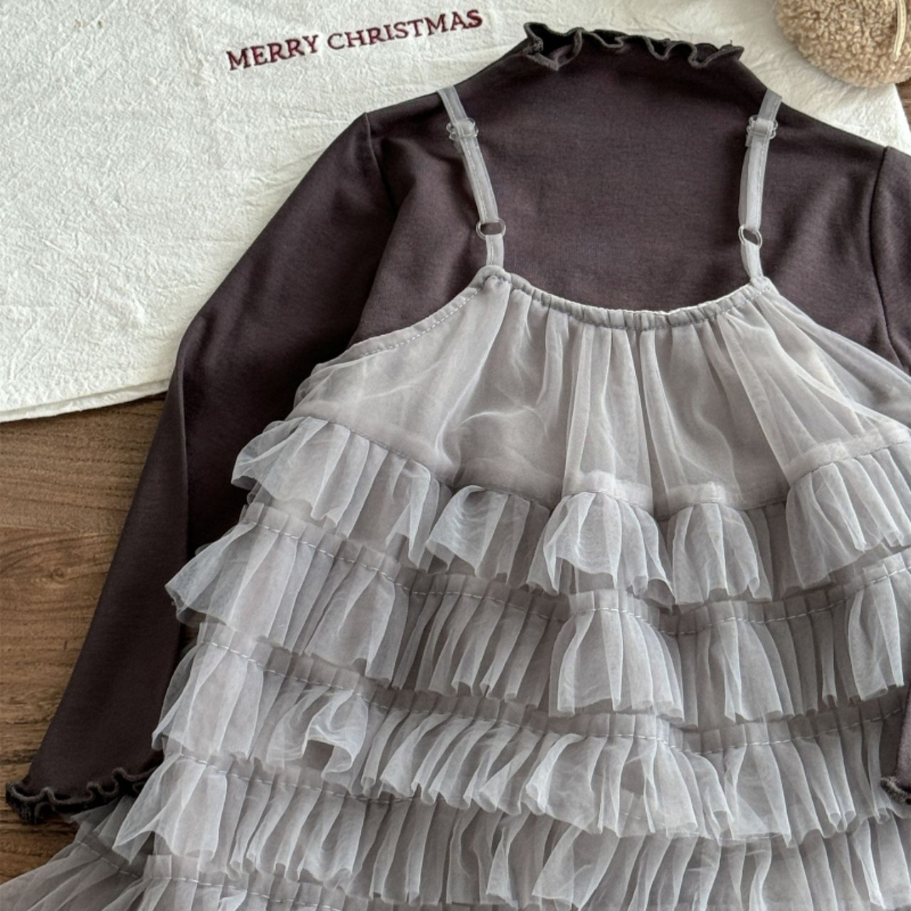 秋ダークグレーＴシャツ