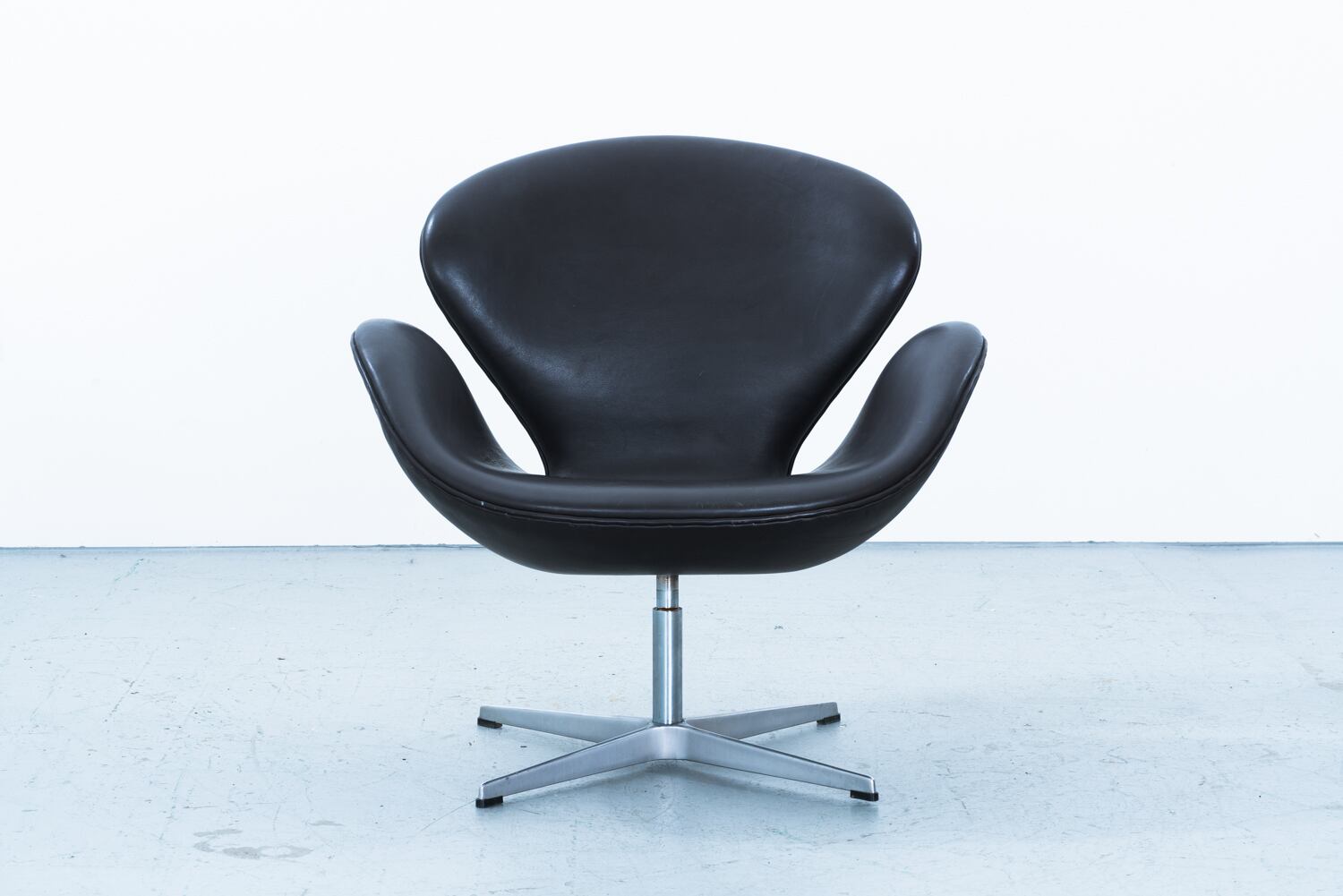 Arne Jacobsen | アルネ ヤコブセン | kaikki gallery | 北欧