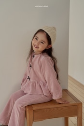 韓国子供服 / 26winter / momoann / リボンセットアップ / キッズ / 冬服 *5~15*