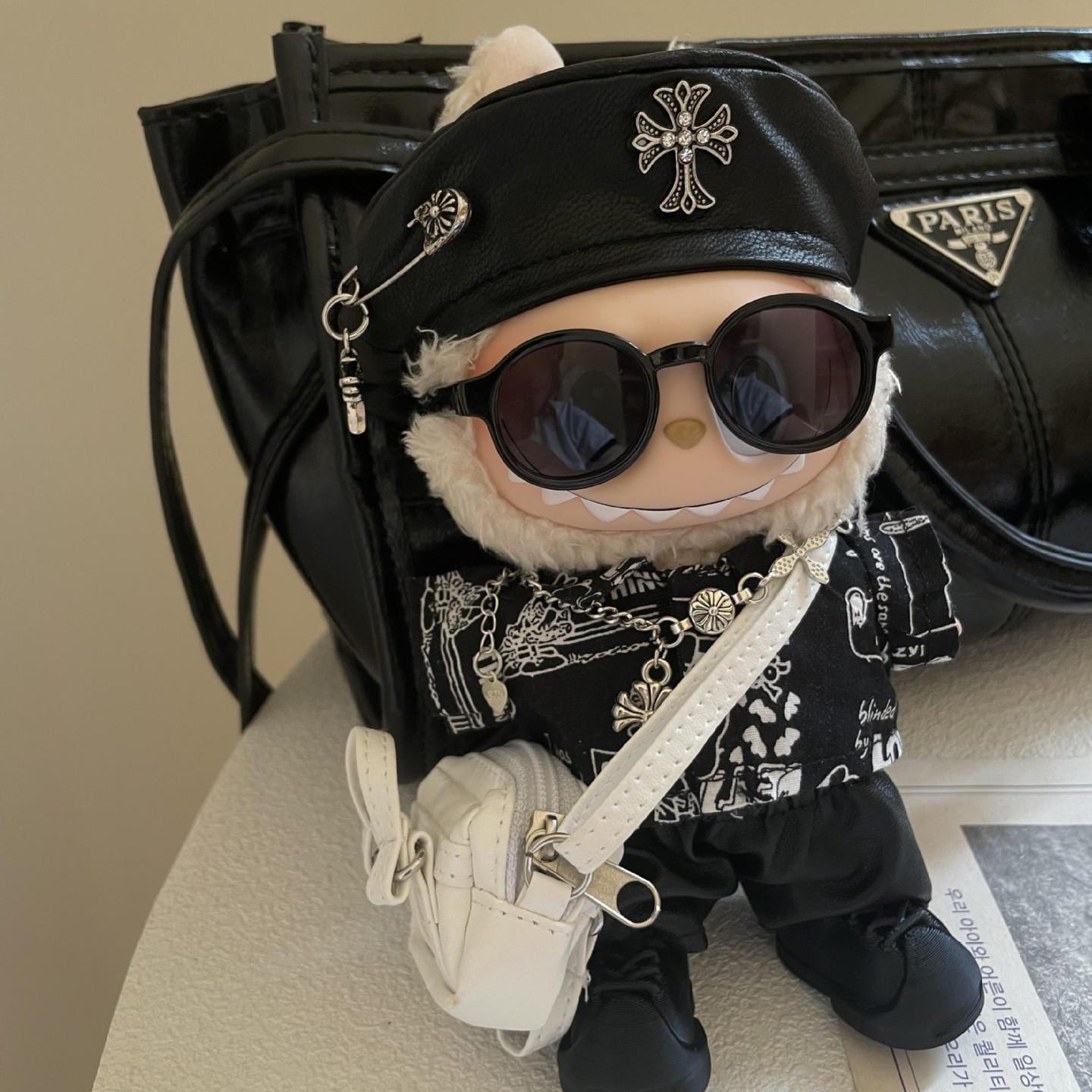 【フルセット7点】17cm labubu ラブブ ドール服 悪役カッコ良さ レザーパンツスタイル ベレー帽&サングラス付き 完成されたスタイル クールでおしゃれ
