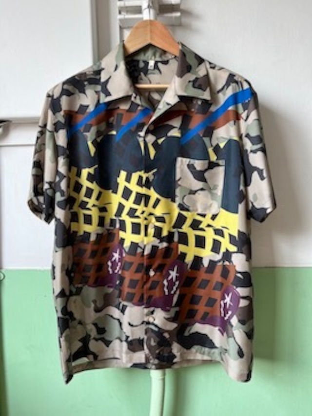 【LAST1】Camouflage collage graphic shirt(Beige)