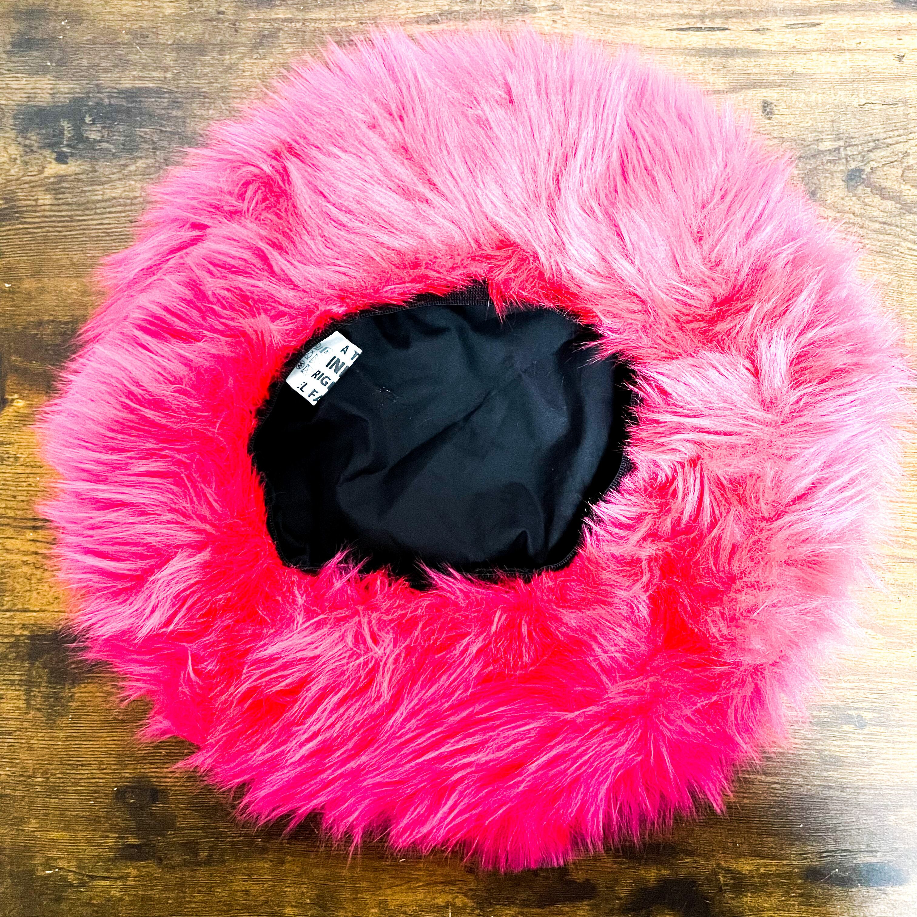 蛍光ピンクのファーベレー帽◎ユニセックス ◎-