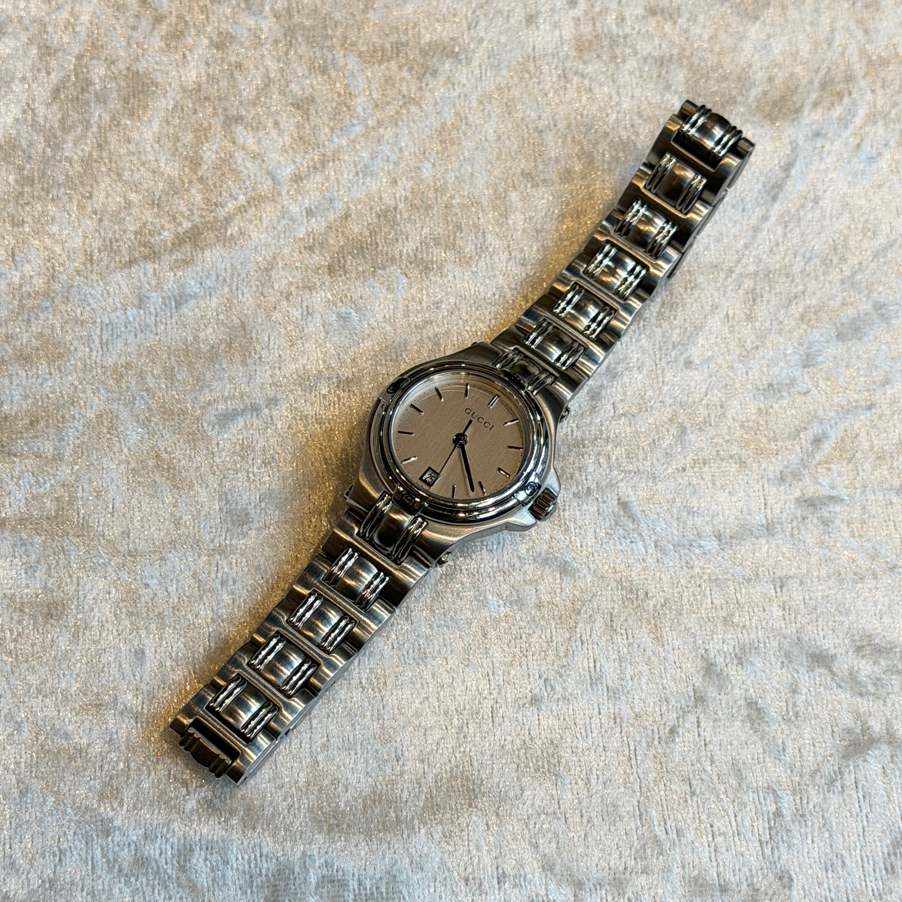 GUCCI 9040L watch | CHIMI VINTAGE