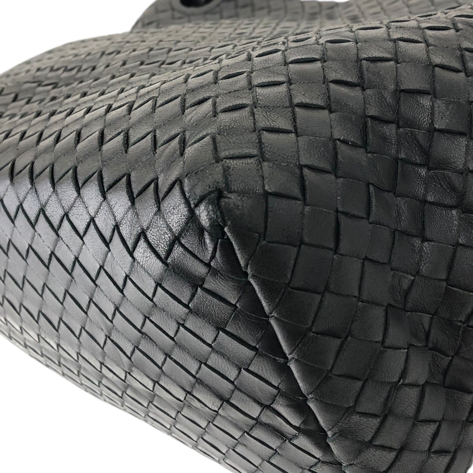 Bottega Veneta ボッテガ・ヴェネタ ショルダーバッグ ブラック レザー