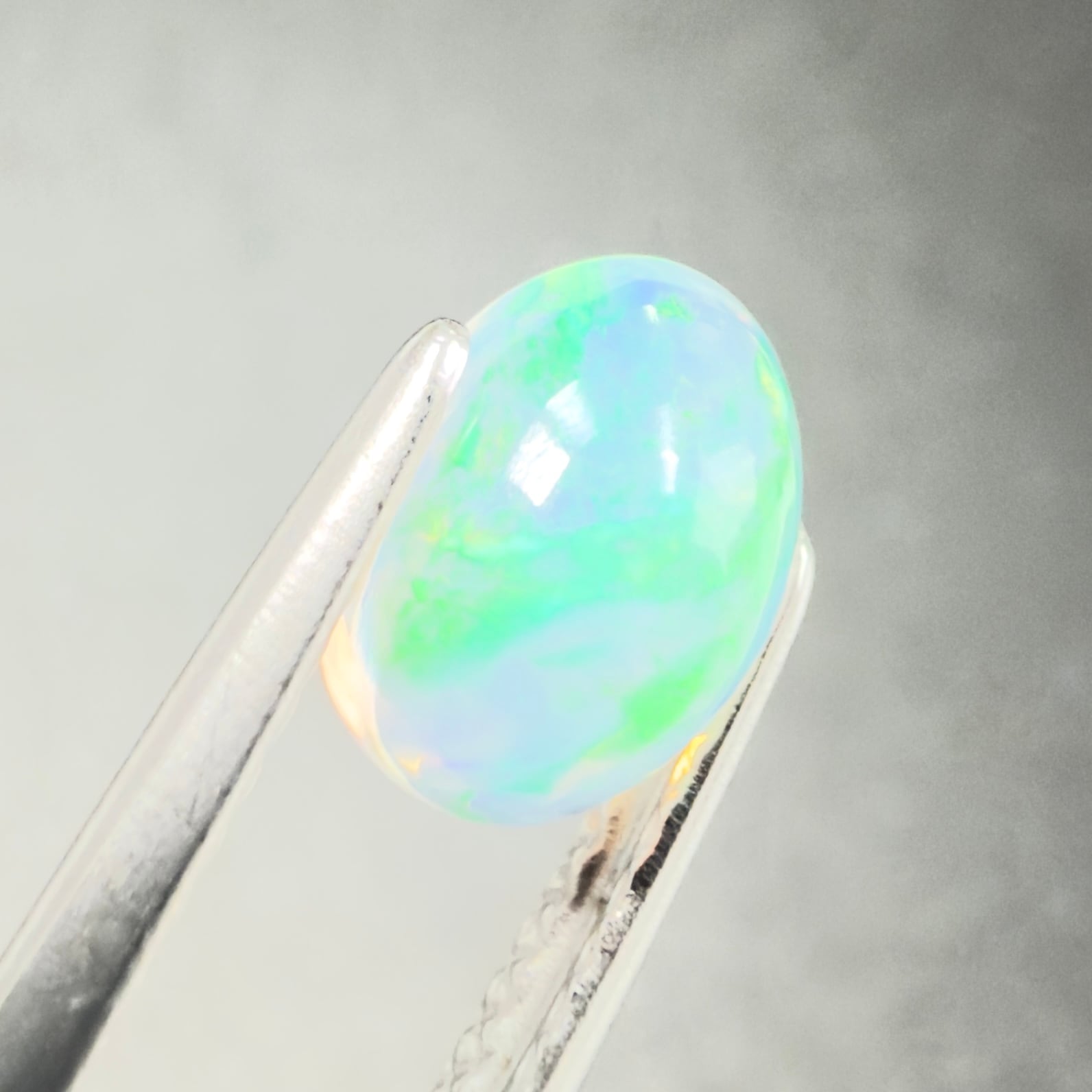 オパール】 ルース エチオピア産 0.88ct | たからいしルース