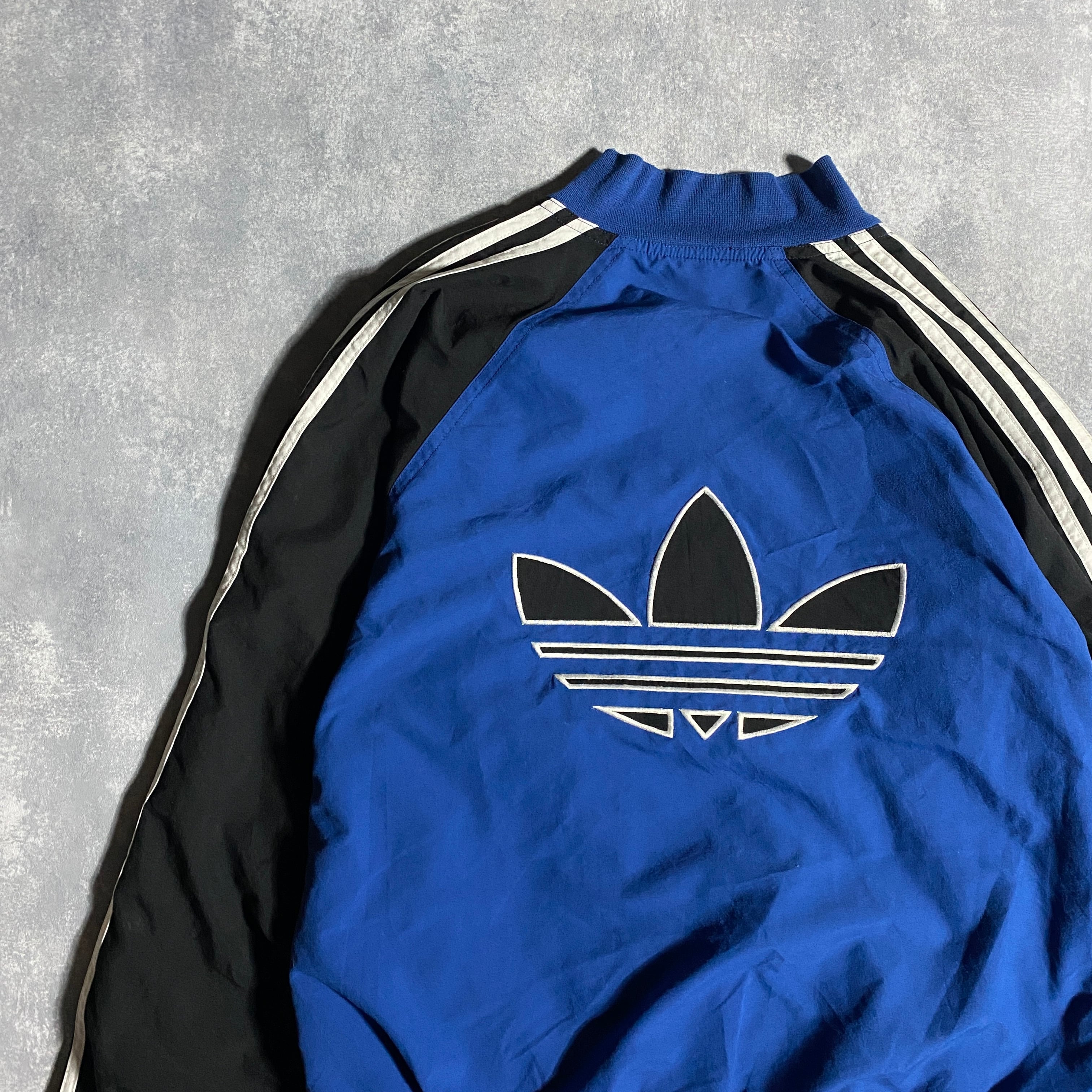 90's adidas アディダス トレフォイル 刺繍ワンポイント バックロゴ ...