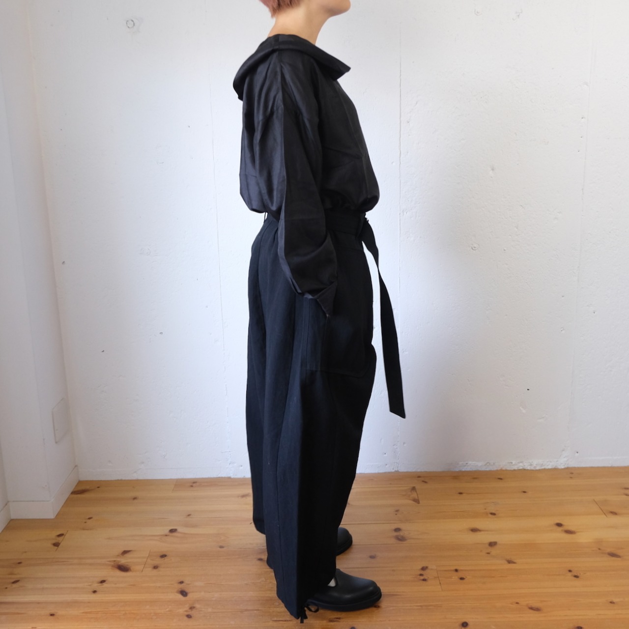 Native Village (ネイティブヴィレッジ) No.06/ serenity : 静謐 ダーツカーゴパンツ(black)