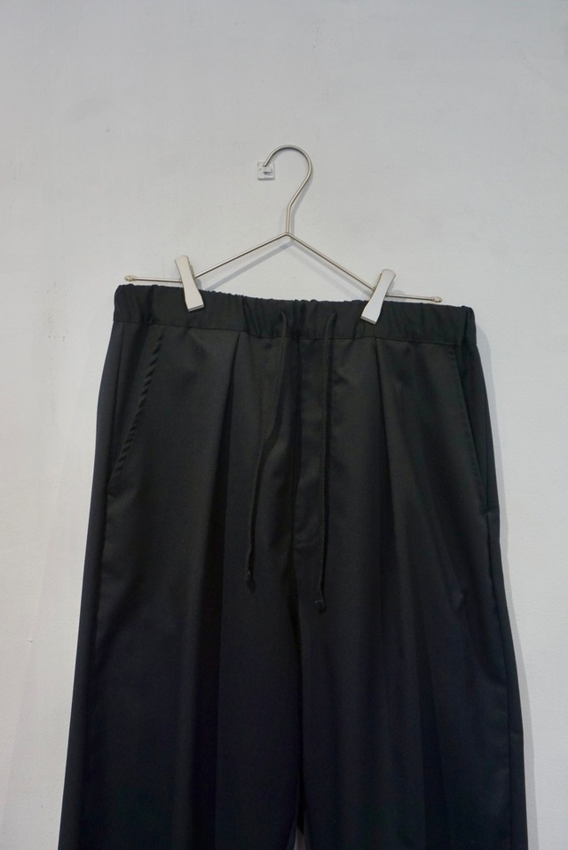 NiLS / wide pants