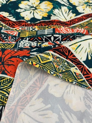 ポリネシア柄トロピカルハイビスカスファブリック生地