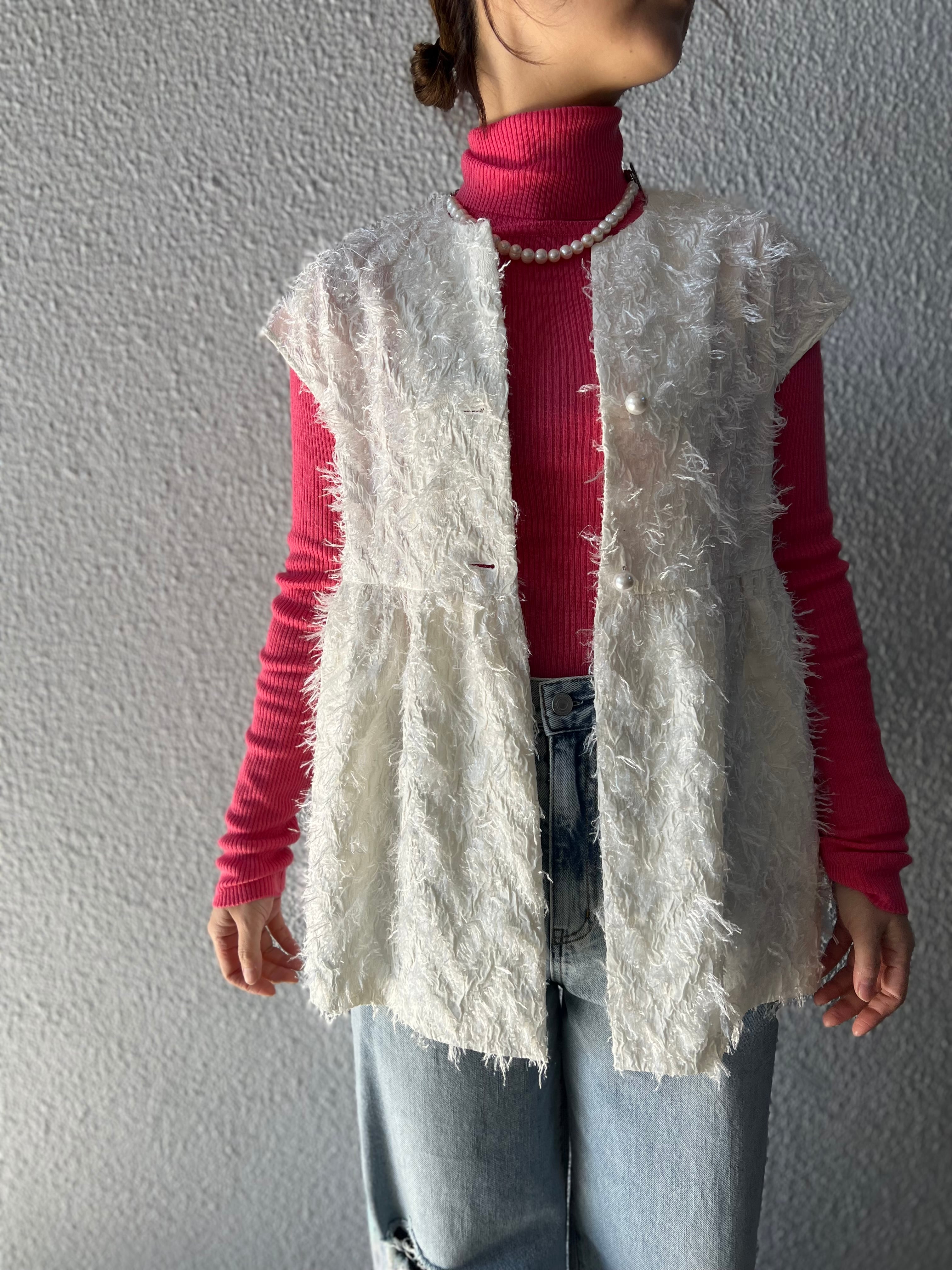 【PASSIONE】パールボタンシャギーフリンジジレ　516929