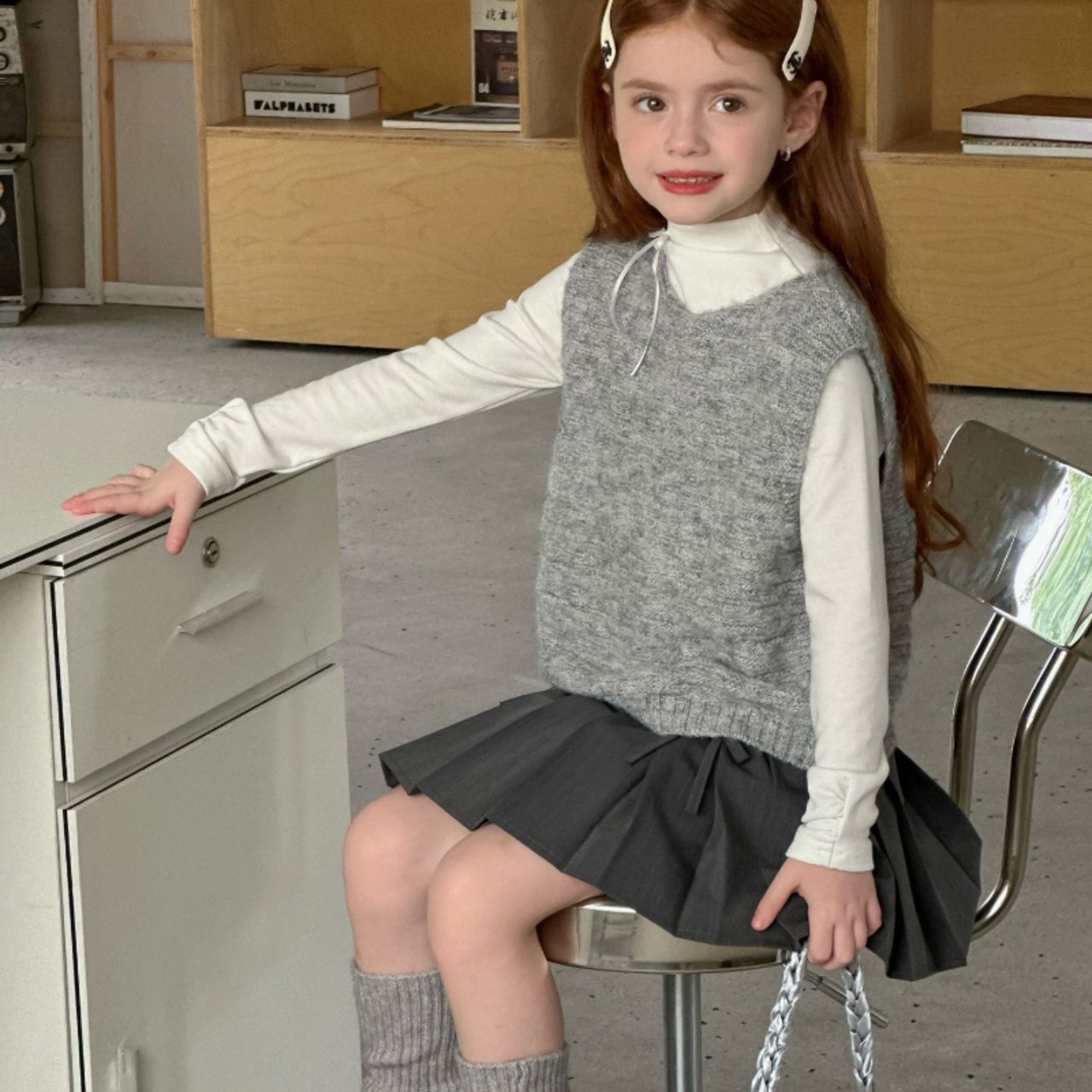 秋リボン付きハイネックTシャツ