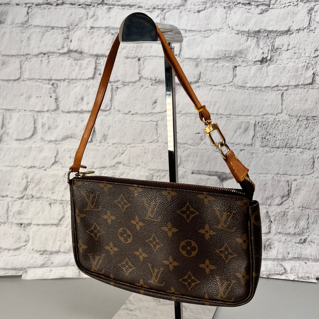 LOUIS VUITTON ヴィトン アクセソワール レザー ハンドバッグ ブラウン A-14108