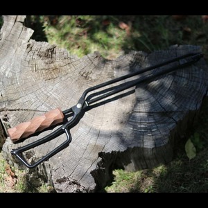 [koto-outdoor] ウォールナット 薪ばさみ 焚き火 キャンプ アウトドア カスタムグリップ