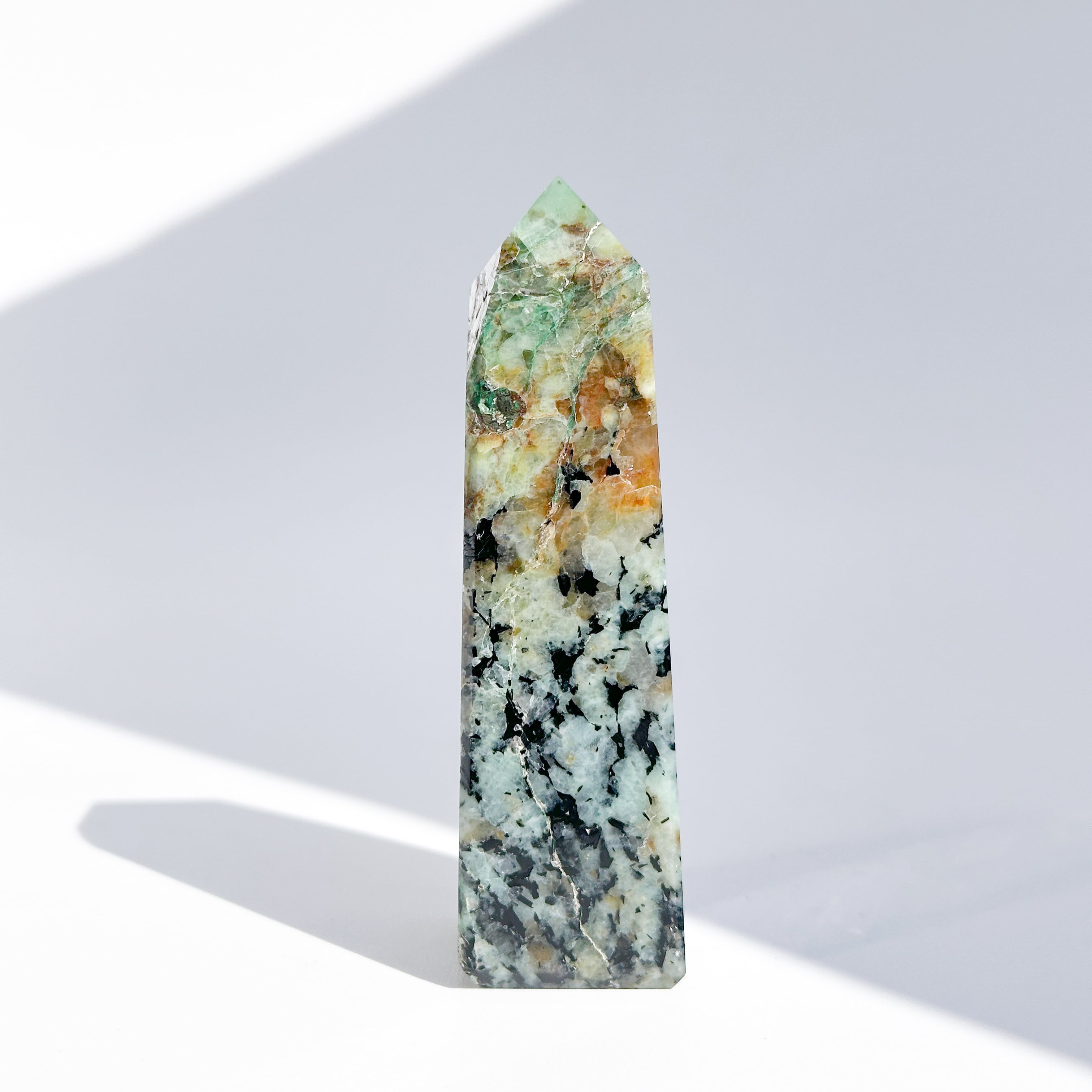 天然石　月　フェニックスストーン　台座付き フェニックスストーン タワー型71◇ Phoenix Stone ◇天然石・鉱物