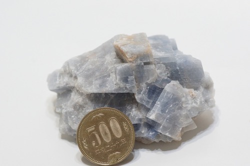 ブルーカルサイト原石　約170g