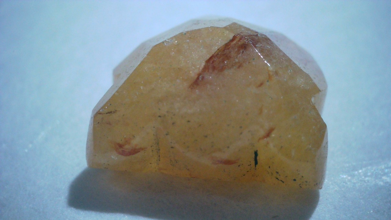 イエローアベンチュリン（猫カット）　1.51ct　[C13‐550]