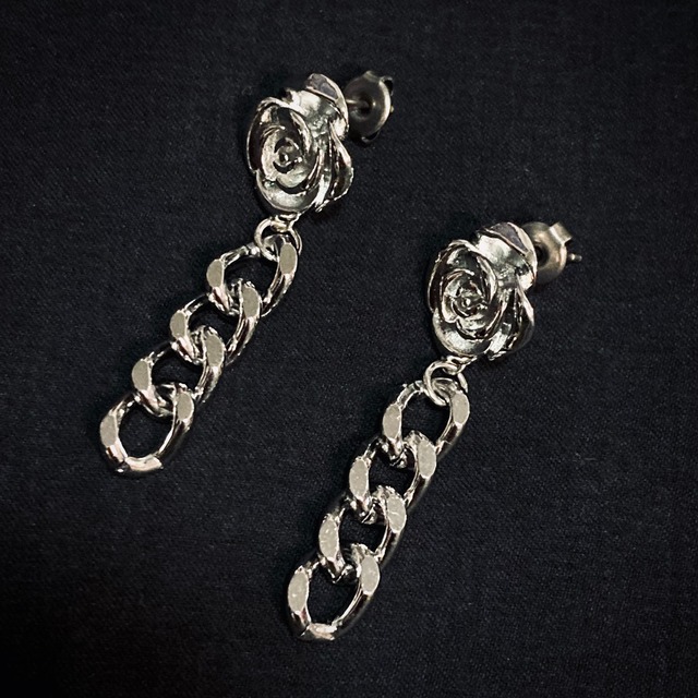 ROSE CHAIN PIERCE