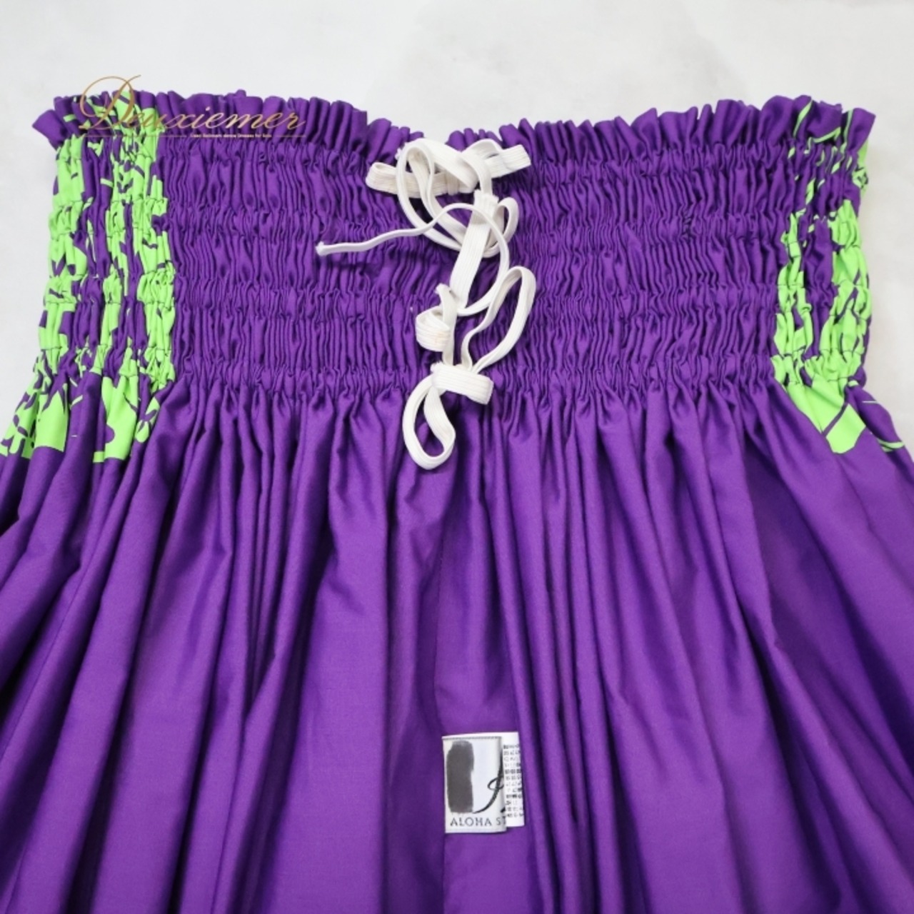 フラダンス 衣装 パウスカート パープル系  アロハスタンダード シングル フラ ダンス ALOHA STANDARDS パンの木柄 日本製 紫 緑 鮮やか ハワイアンプリント グリーン系 レッスン 練習  フラ ダンス衣装 パウスカート アロハスタンダード