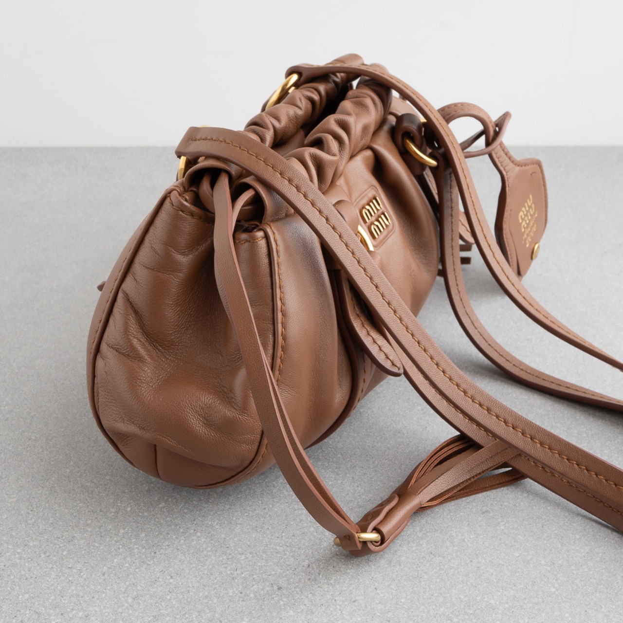 ミュウミュウ ジョワ ミニ ショルダーバッグ ブラウン レザー