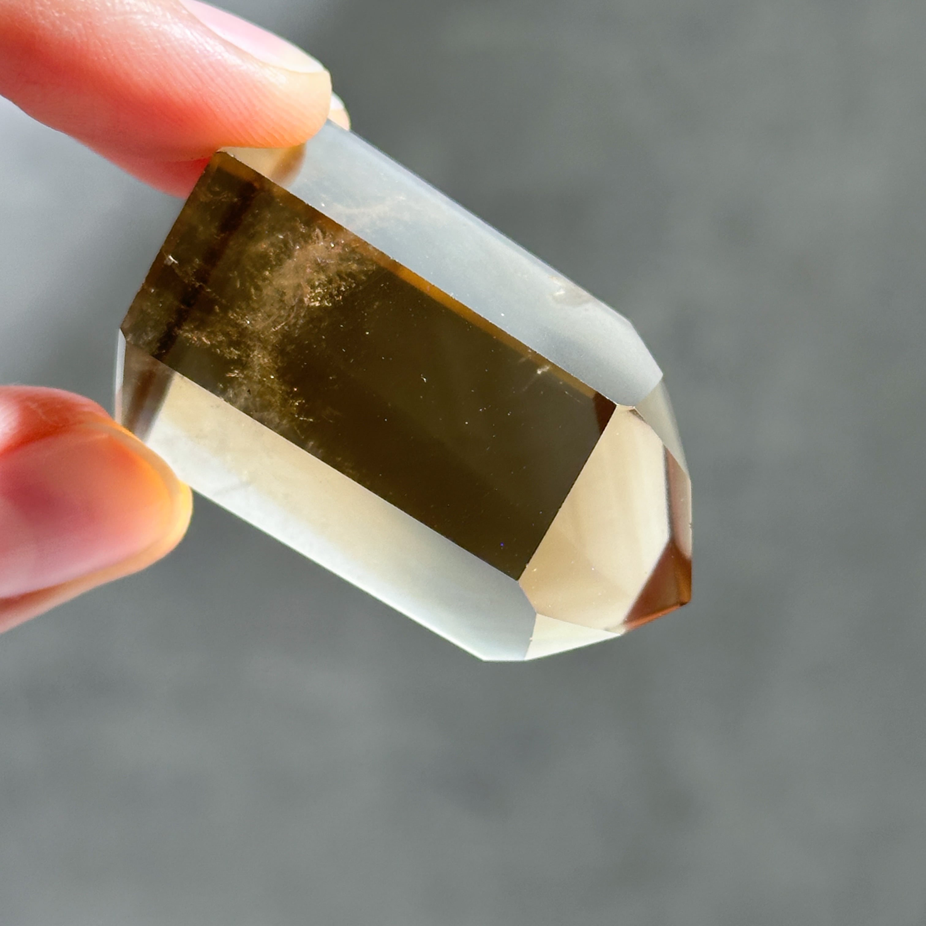 ファントム◎シトリン（黄水晶） タワー 74◇ Citrine ◇ 天然石・鉱物