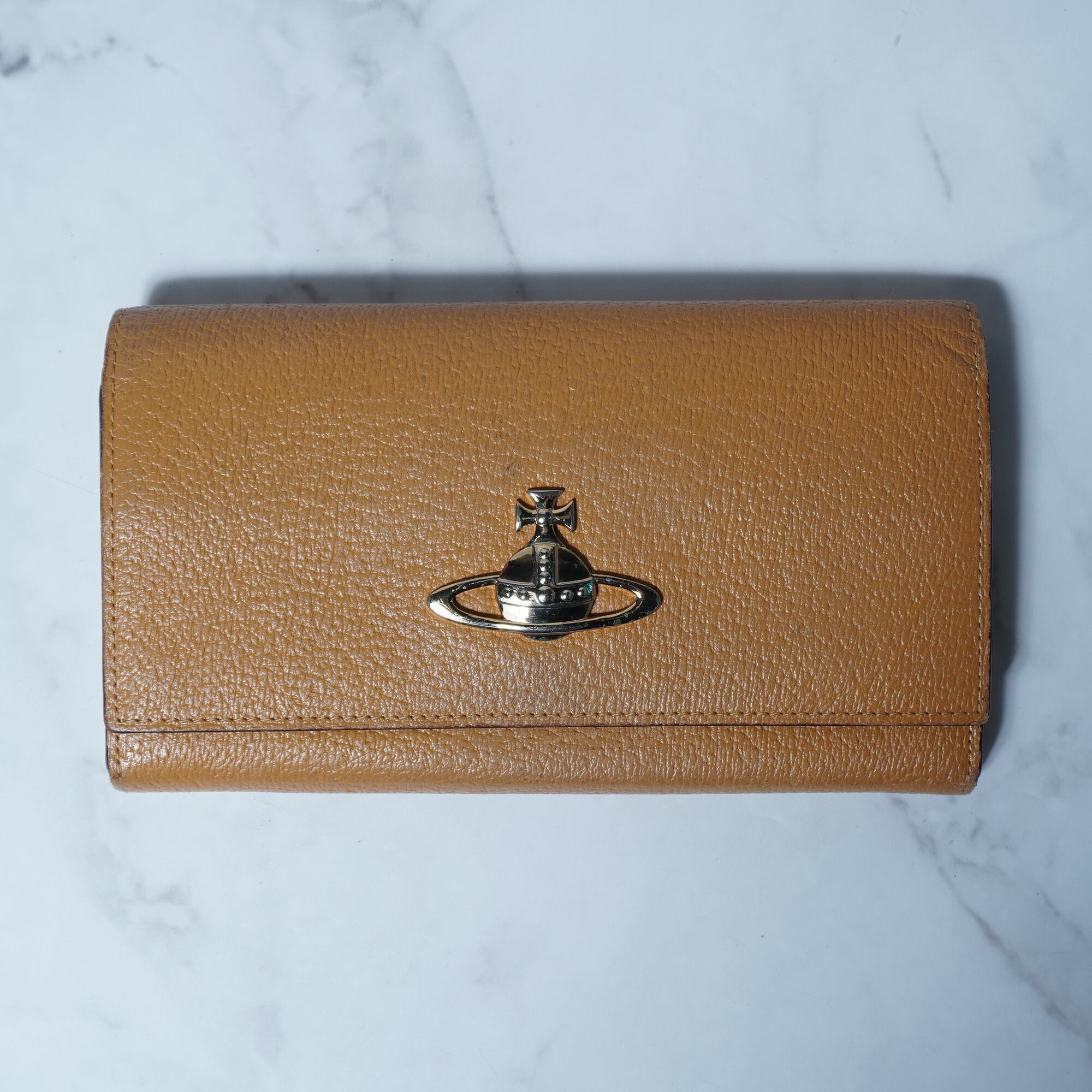 Vivienne Westwood】ヴィヴィアンウエストウッド オーブロゴ シボ加工