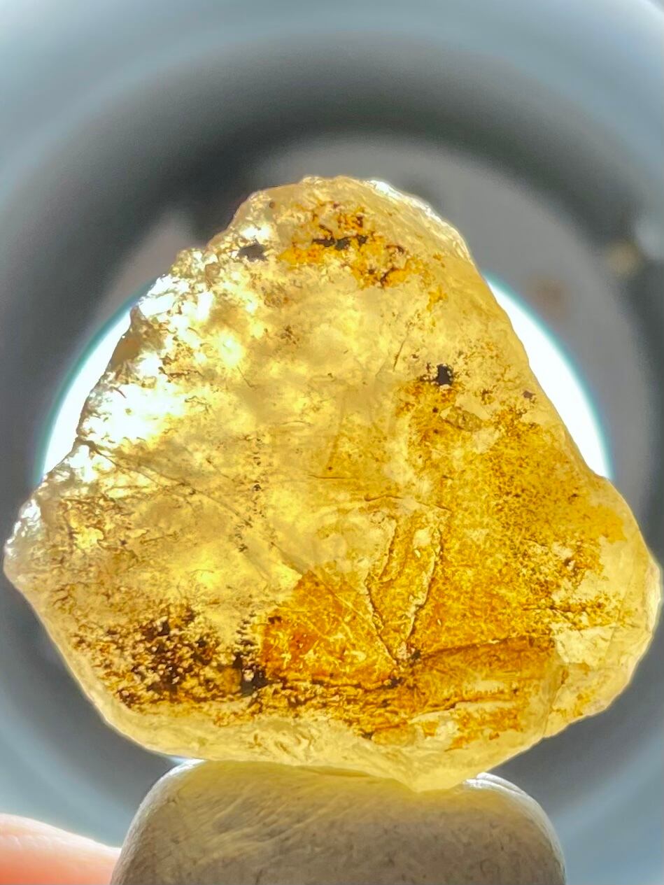 26) 聖石ザギ・マウンテンクオーツ「ゴールデン・ザギ」