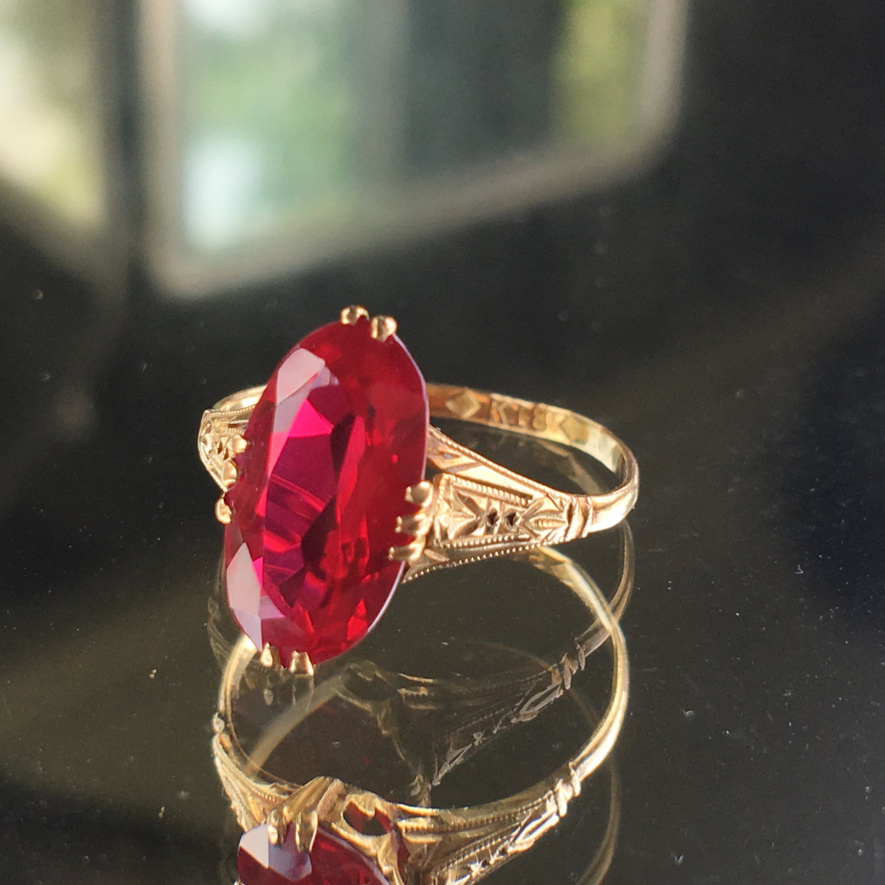 アンティーク K18合成ルビーの繊細なリング