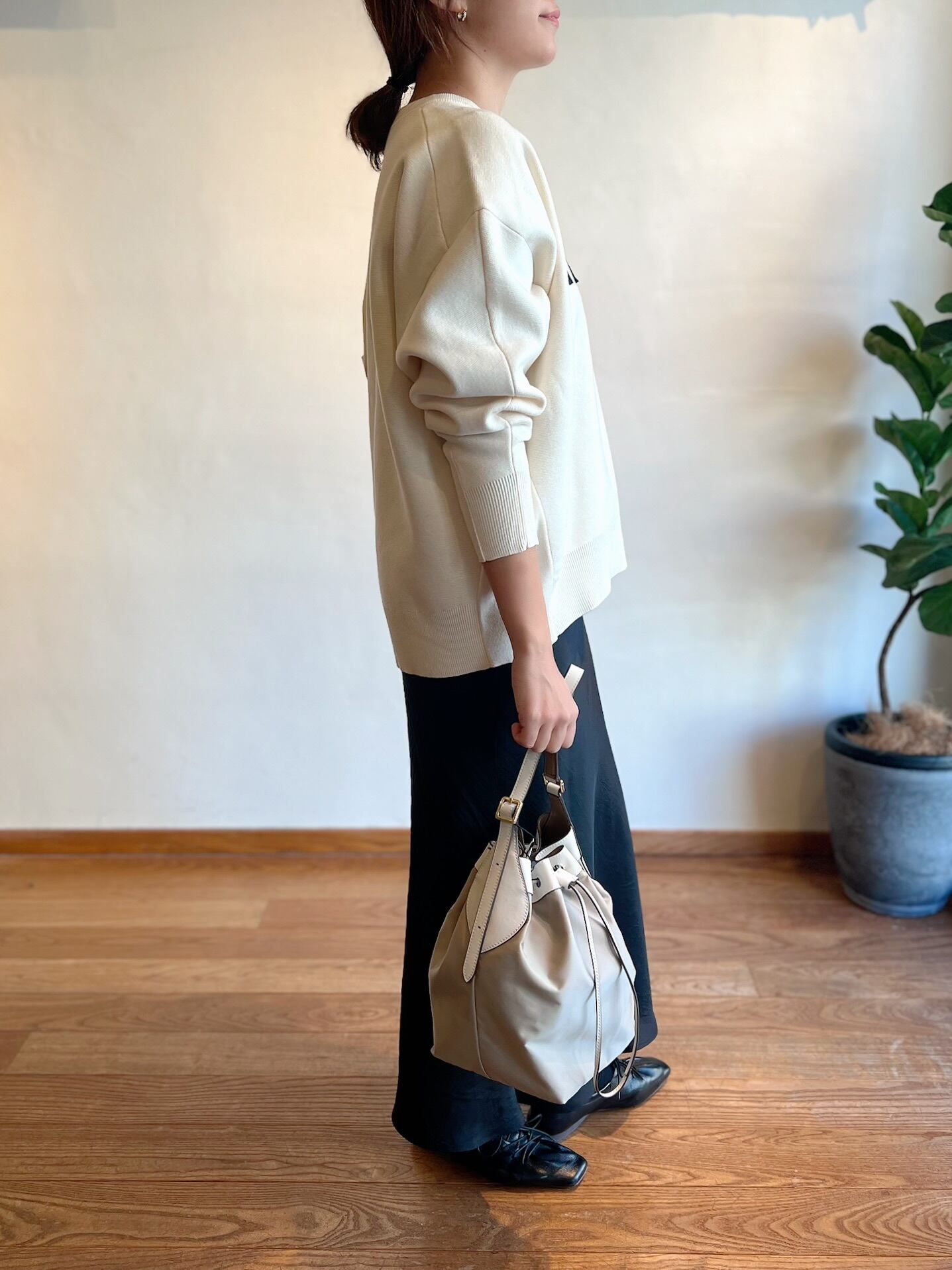 再再入荷！】Dignite collier / フェルトロゴニットプルオーバー | anouk