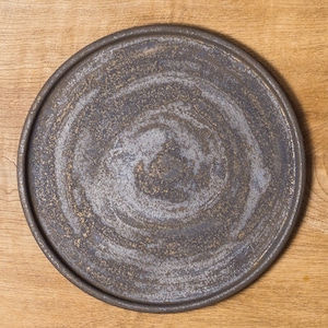鉄錆 8寸丸皿（平皿・フラットプレート）／吉永哲子