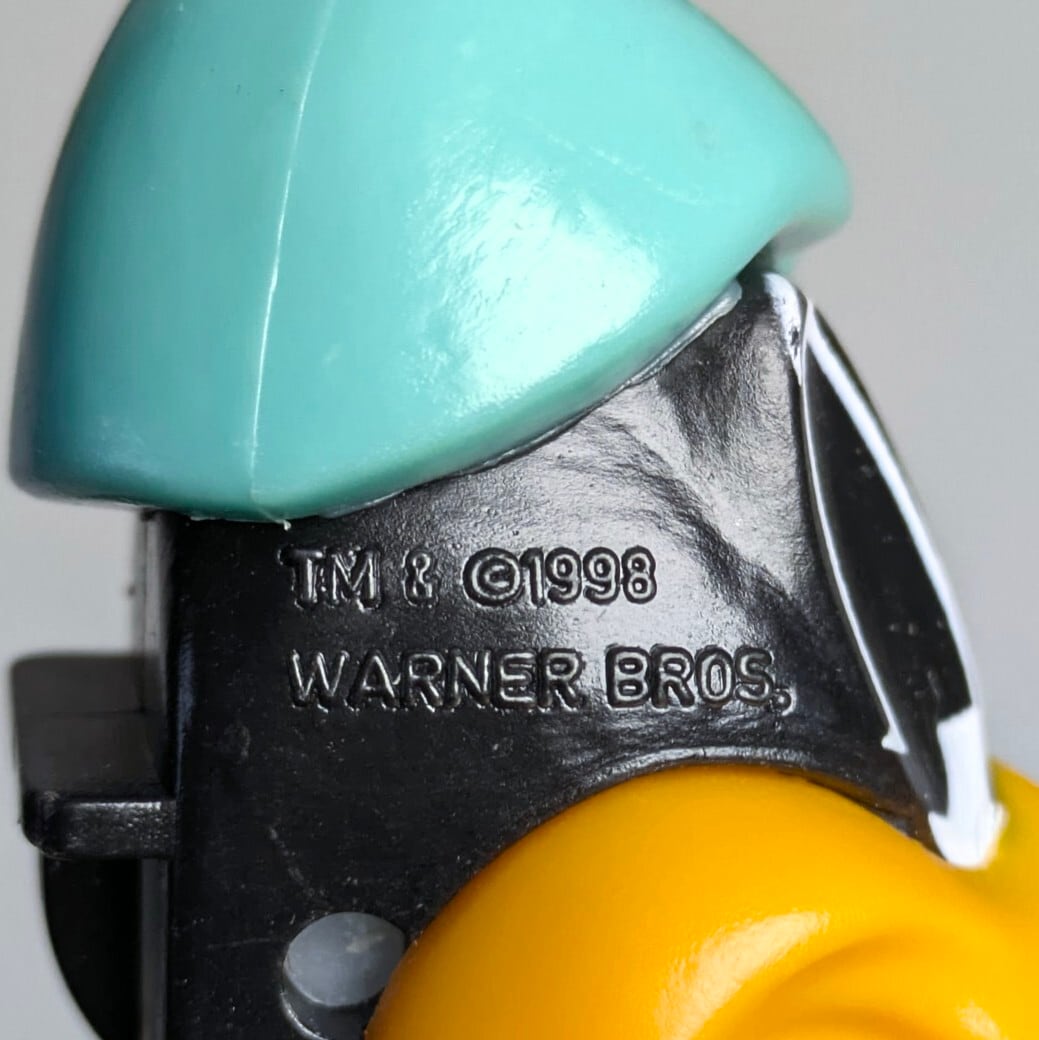 ☆ VINTAGE1998 ☆【 Looney Tunes ( ルーニー・テューンズ )  】『 ダフィー・ダック おやすみGREEN 』PEZ / ペッツ CANDY&DISPENSER / ヨーロッパPEZ（ハンガリー） 〚アメリカン雑貨 アメトイ〛