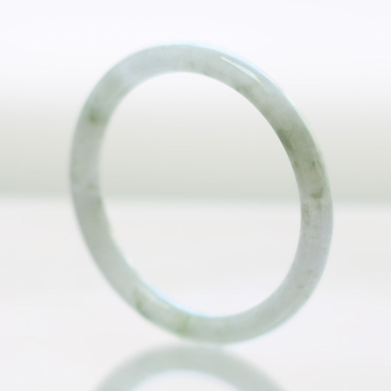 【内径 約56mm】 Princess Lavender 翡翠バングル A貨翡翠 jd_bg1434