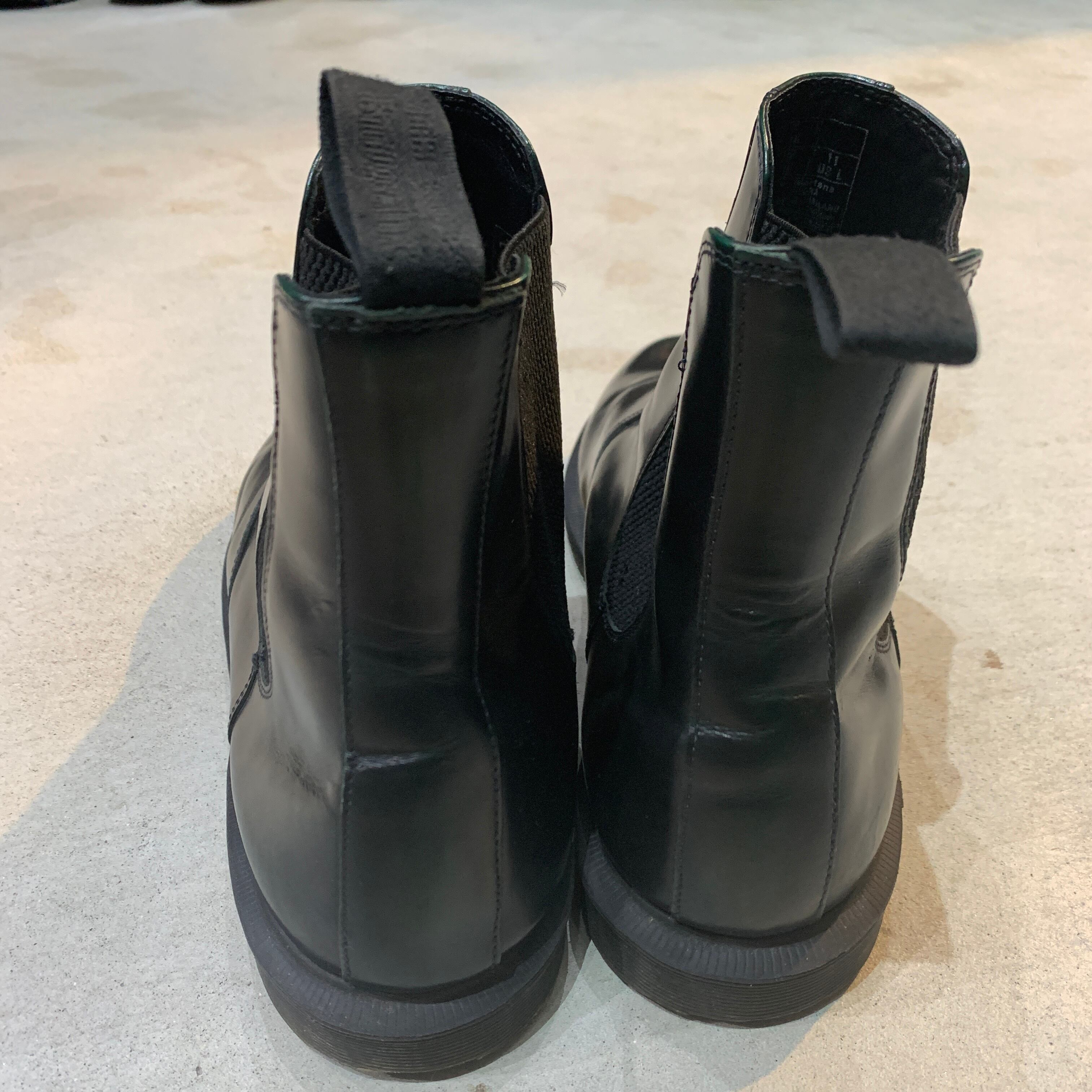 Dr.Martens フローラチェルシーブーツ サイドゴアブーツ Dr.Martens フローラチェルシーブーツ サイドゴアブーツ