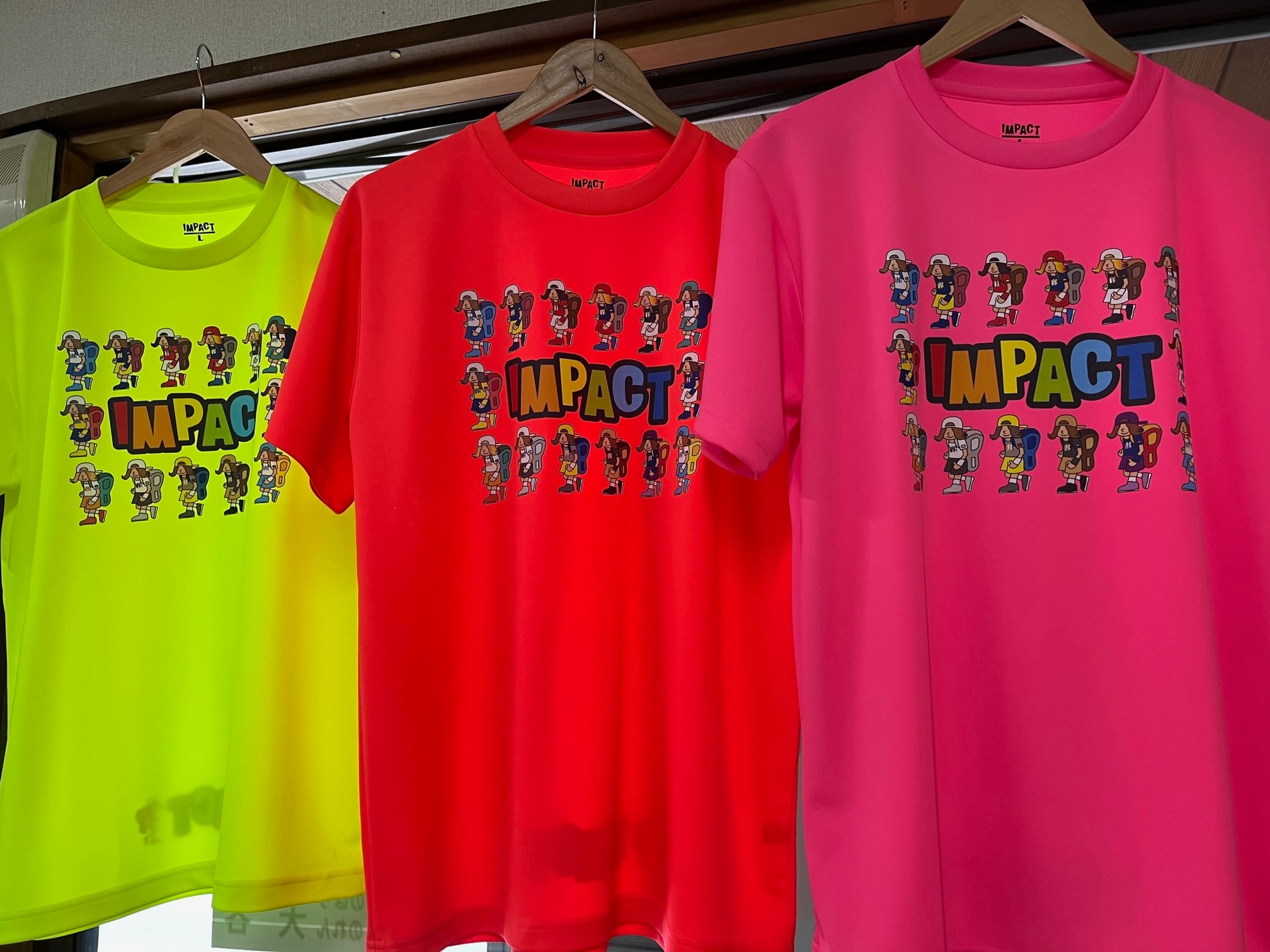 IMPACTロゴ前面プリントTシャツ 蛍光オレンジ | オリジナル